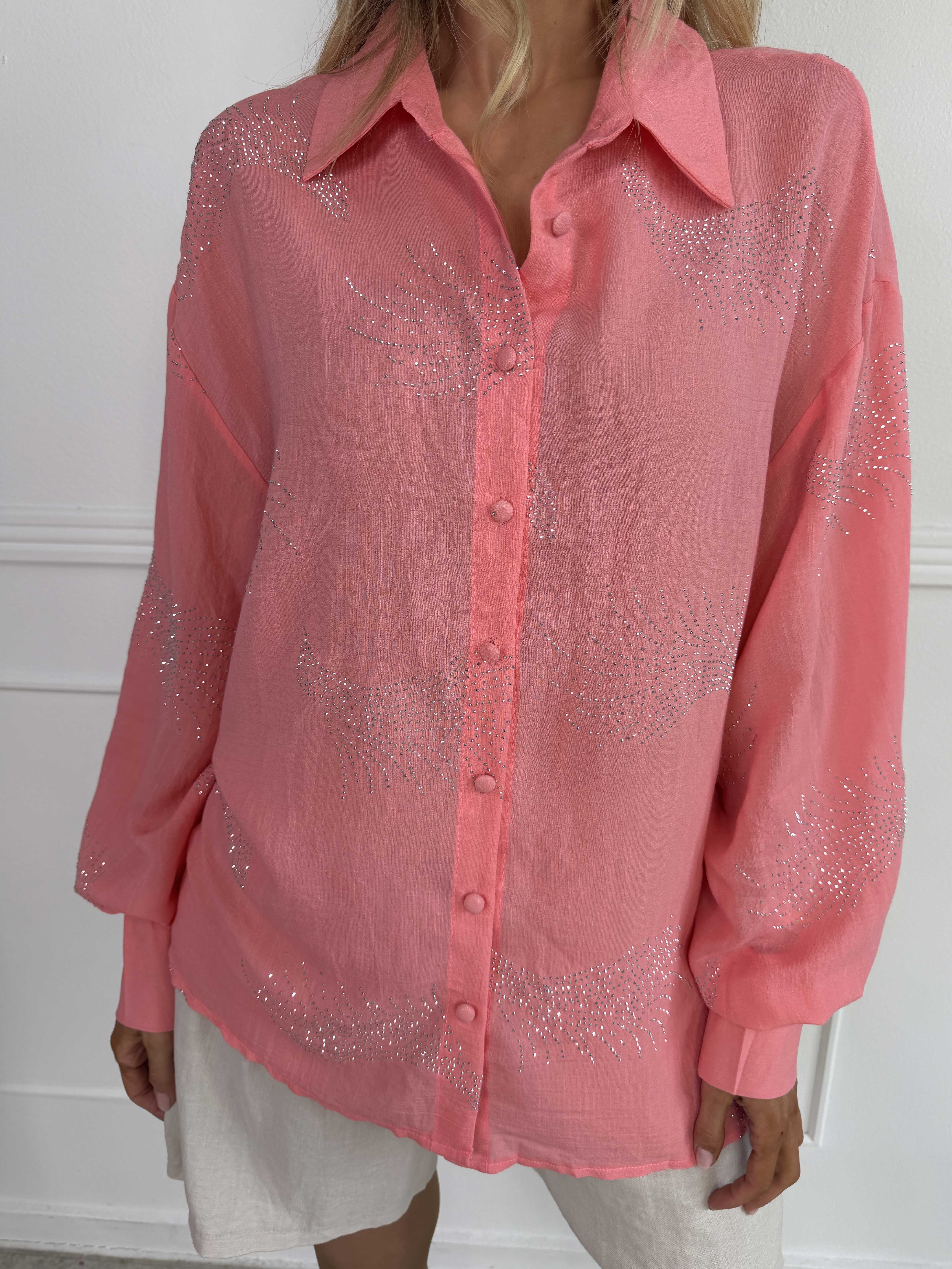 Heidy - Plus size skjorte med fine similisten og brede manchetter