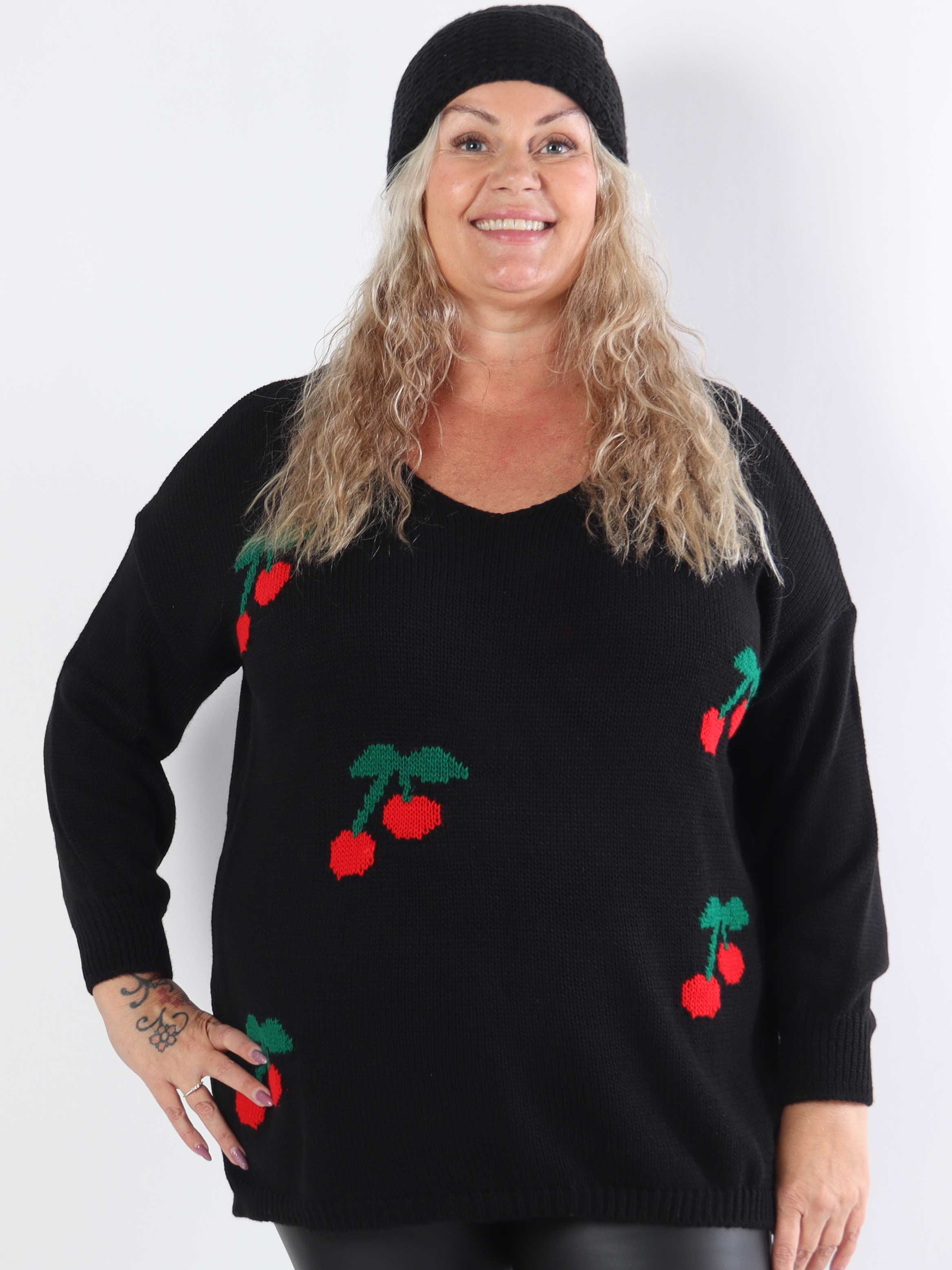 Cherry - Plus size strikbluse med kirsebær