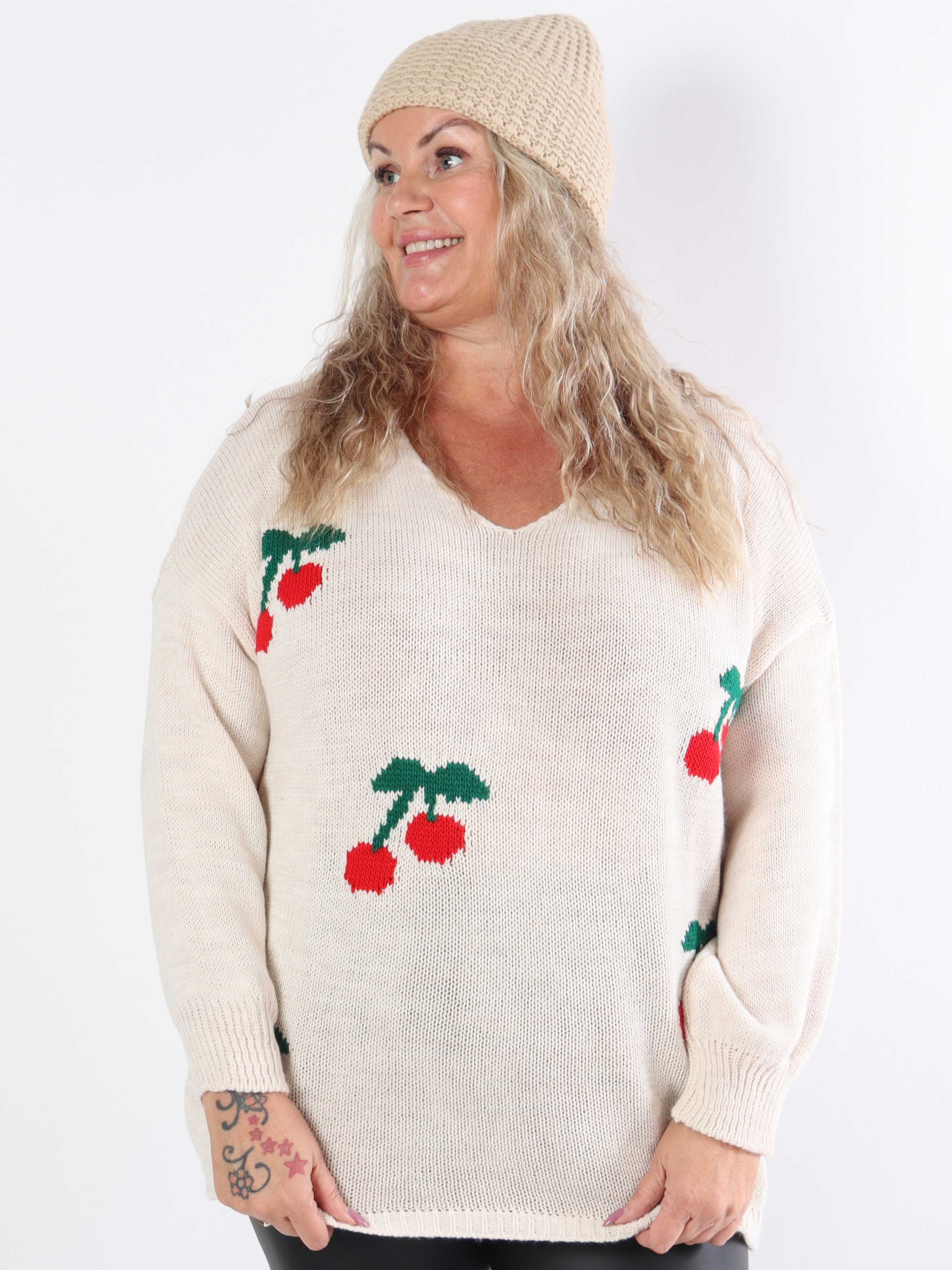 Cherry - Plus size strikbluse med kirsebær