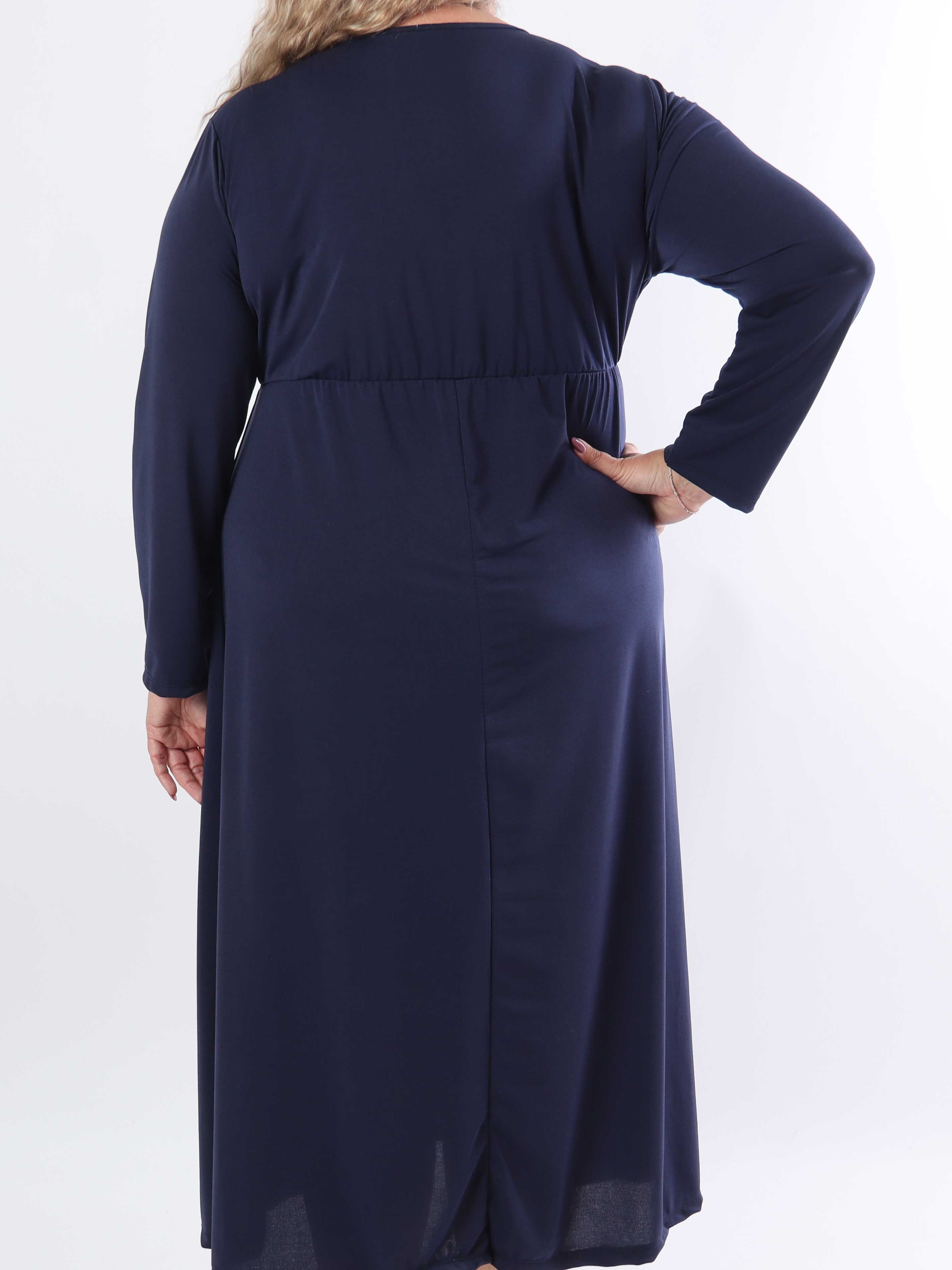 Nelly Plain - Elastisk plus size ensfarvet kjole i viskose