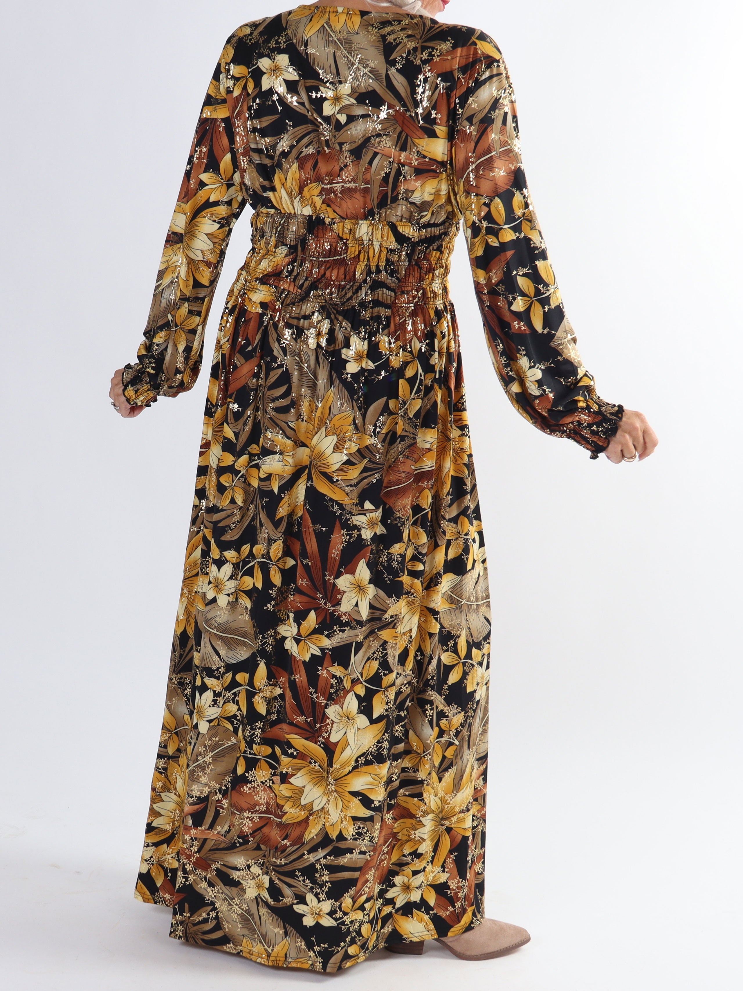 Pams L/S - Plus size elastisk kjole i krølfrit stof med lange ærmer