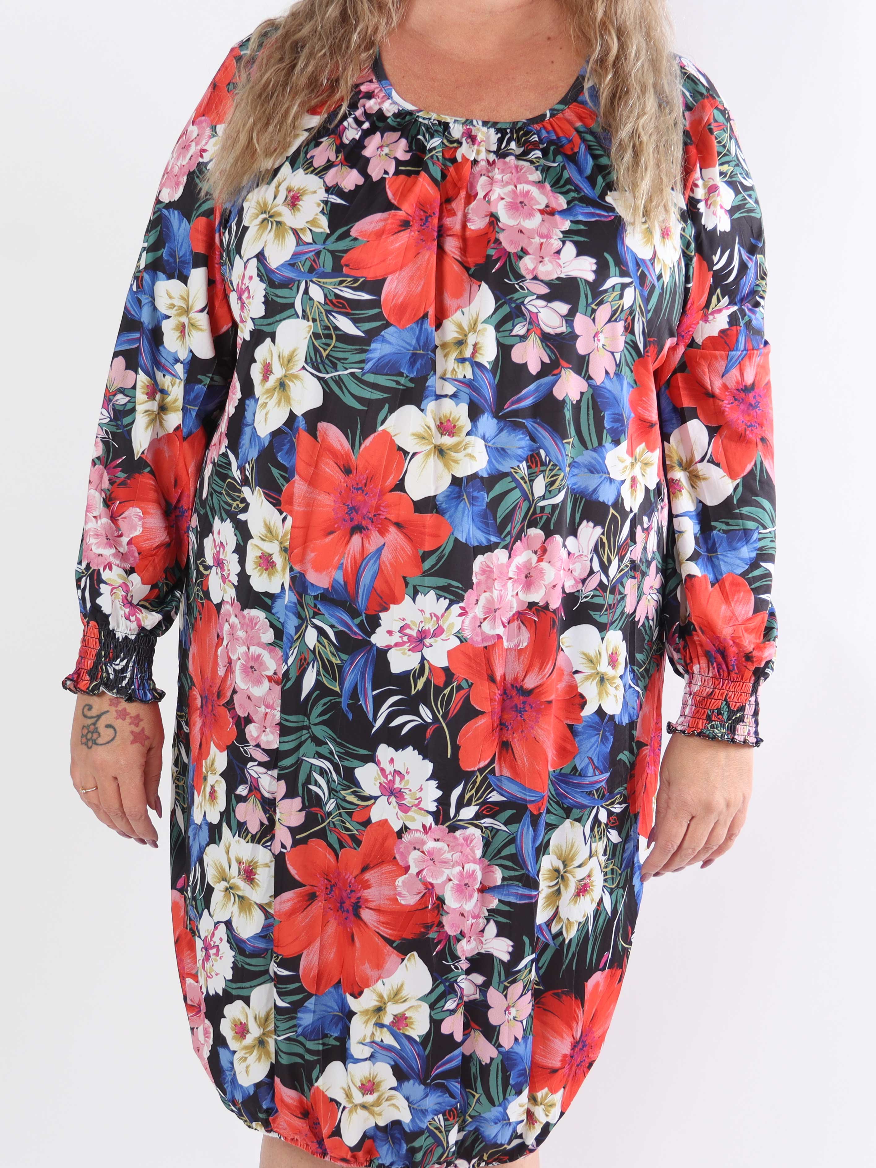 Miracle Floral Dress L/S - Elastisk plus size blomstret kjole