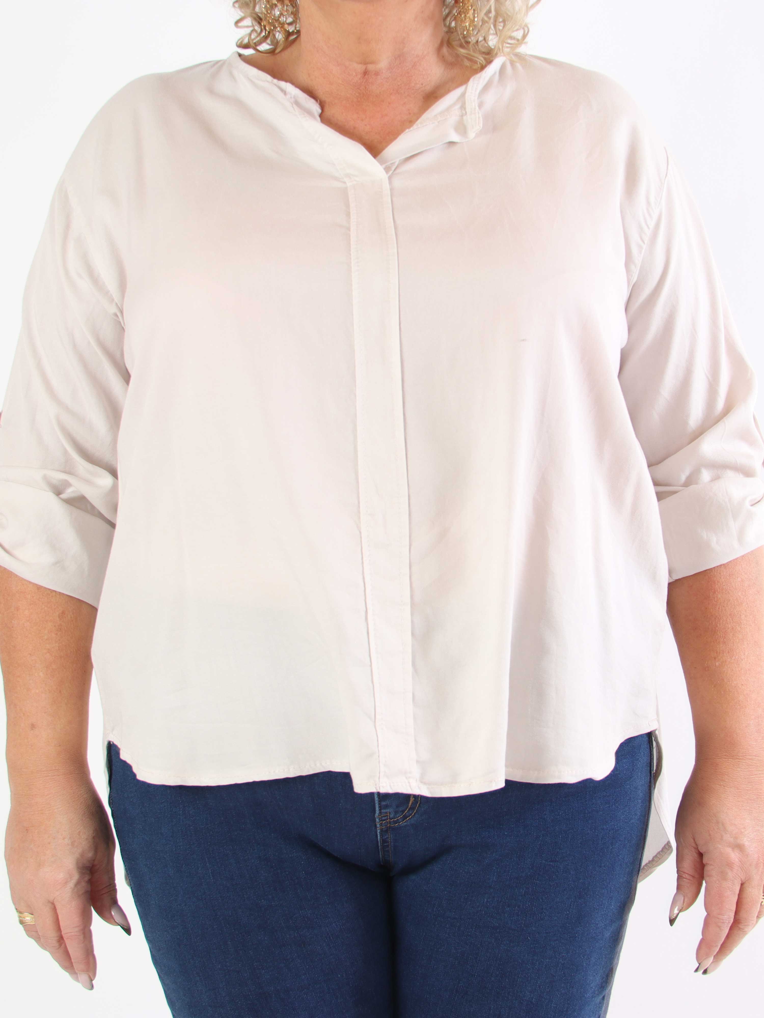Emelda - Let plain plus size skjorte lavet i lyocell