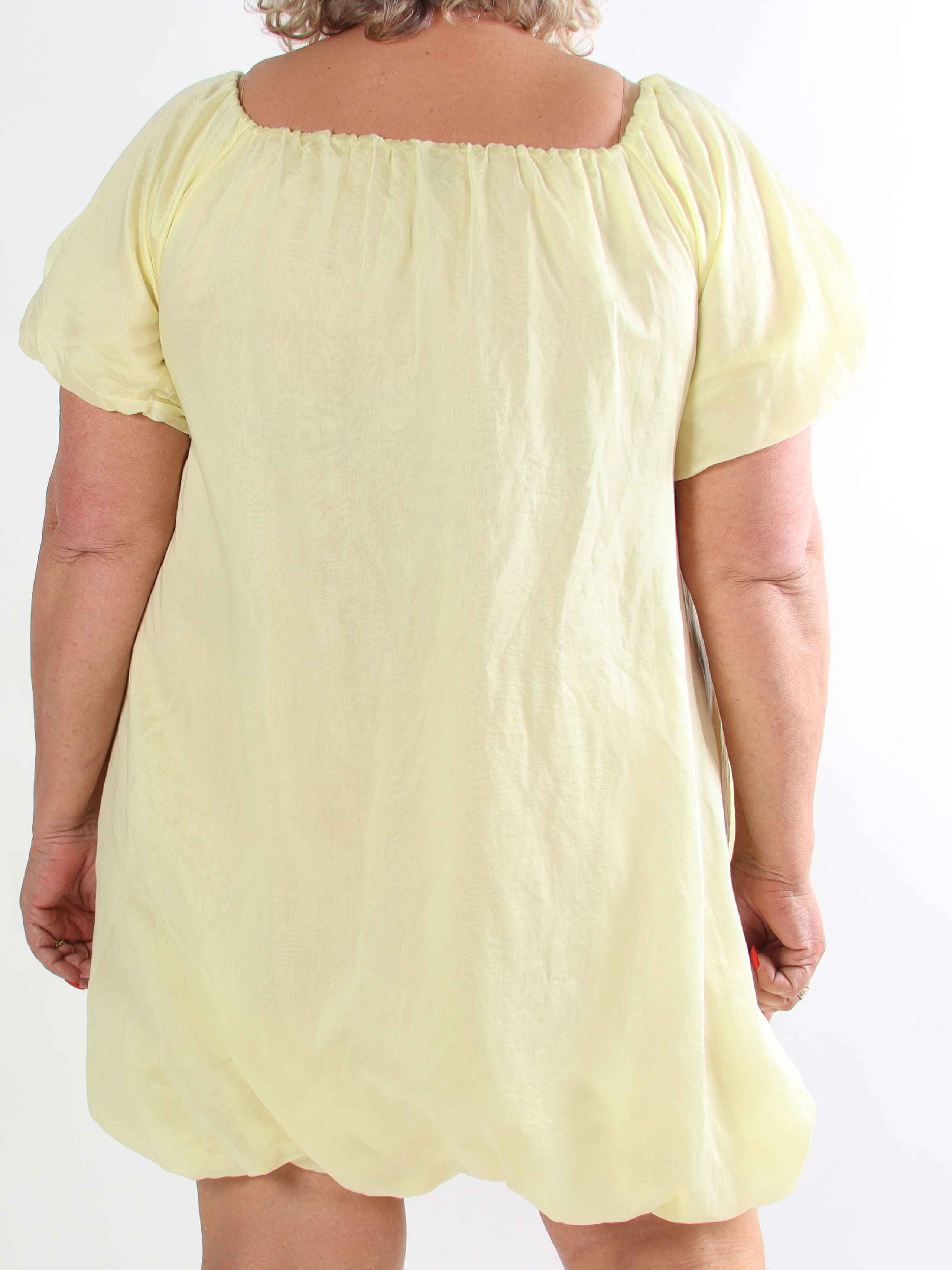 Isabel - Luftig plus size kjole i viskose med let puf-effekt