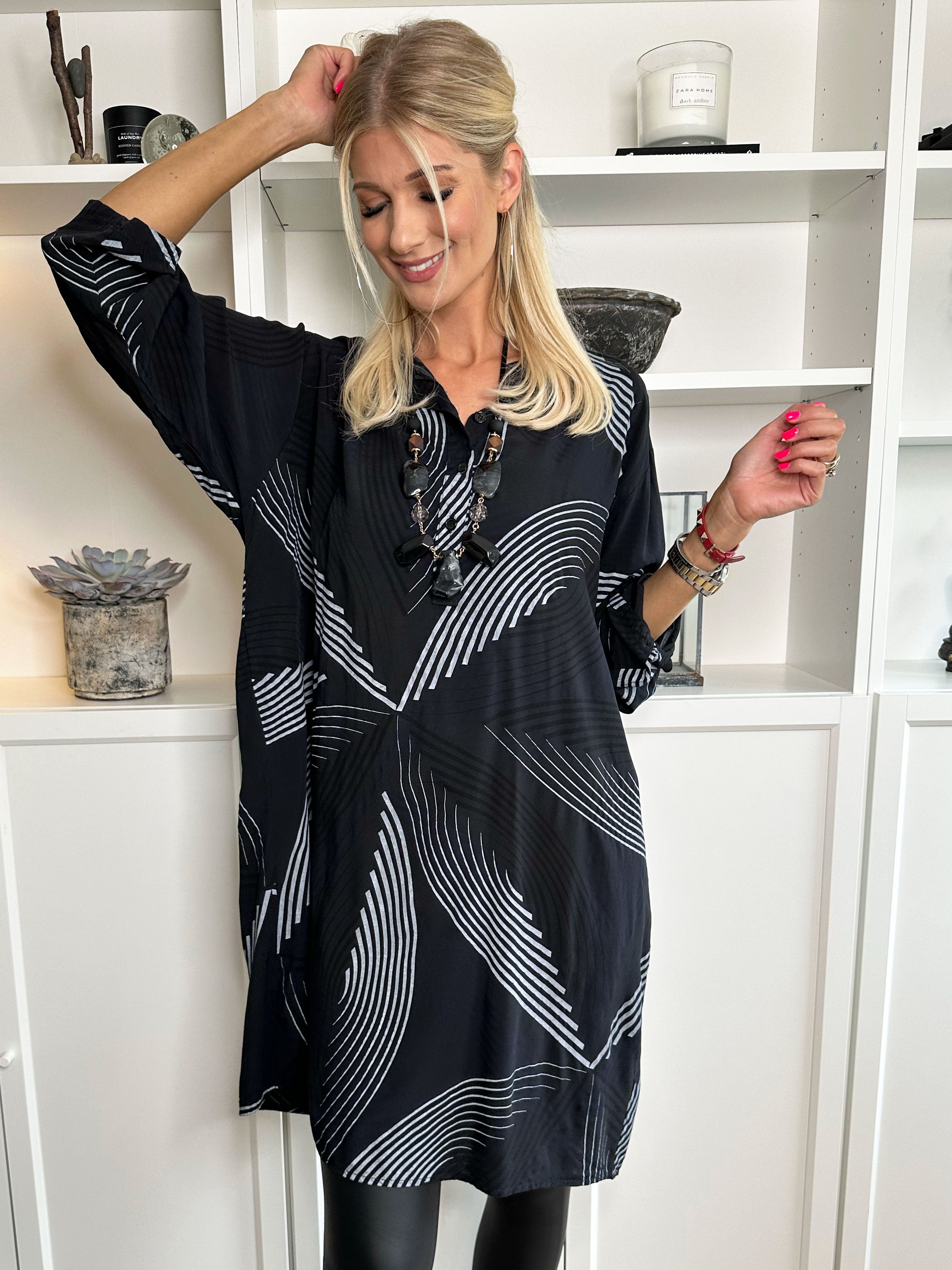 Isidora - Lang mønstret tunikakjole i viskose