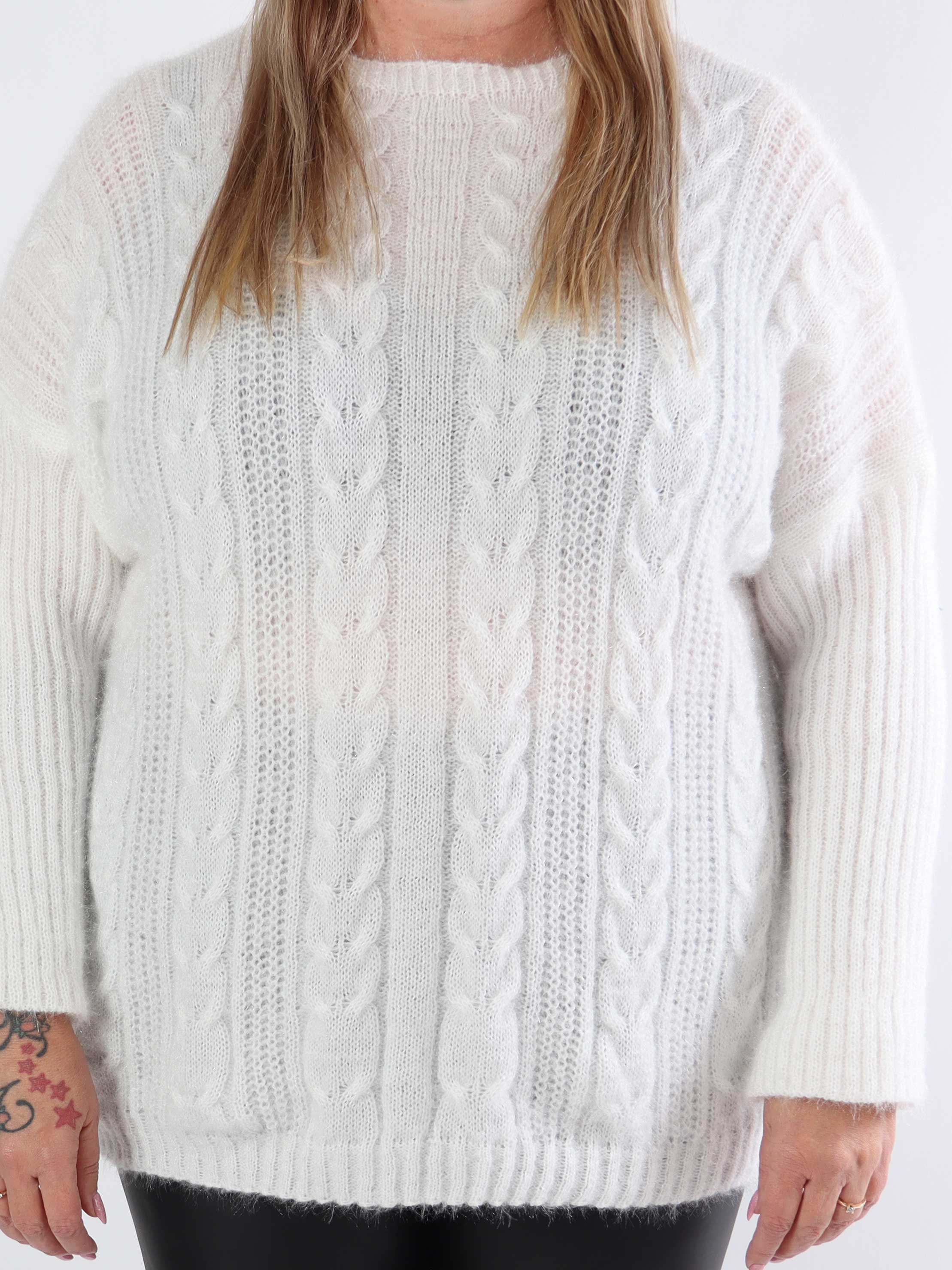 Johanna - Plus size strikbluse med kabelstrik i shiny strik