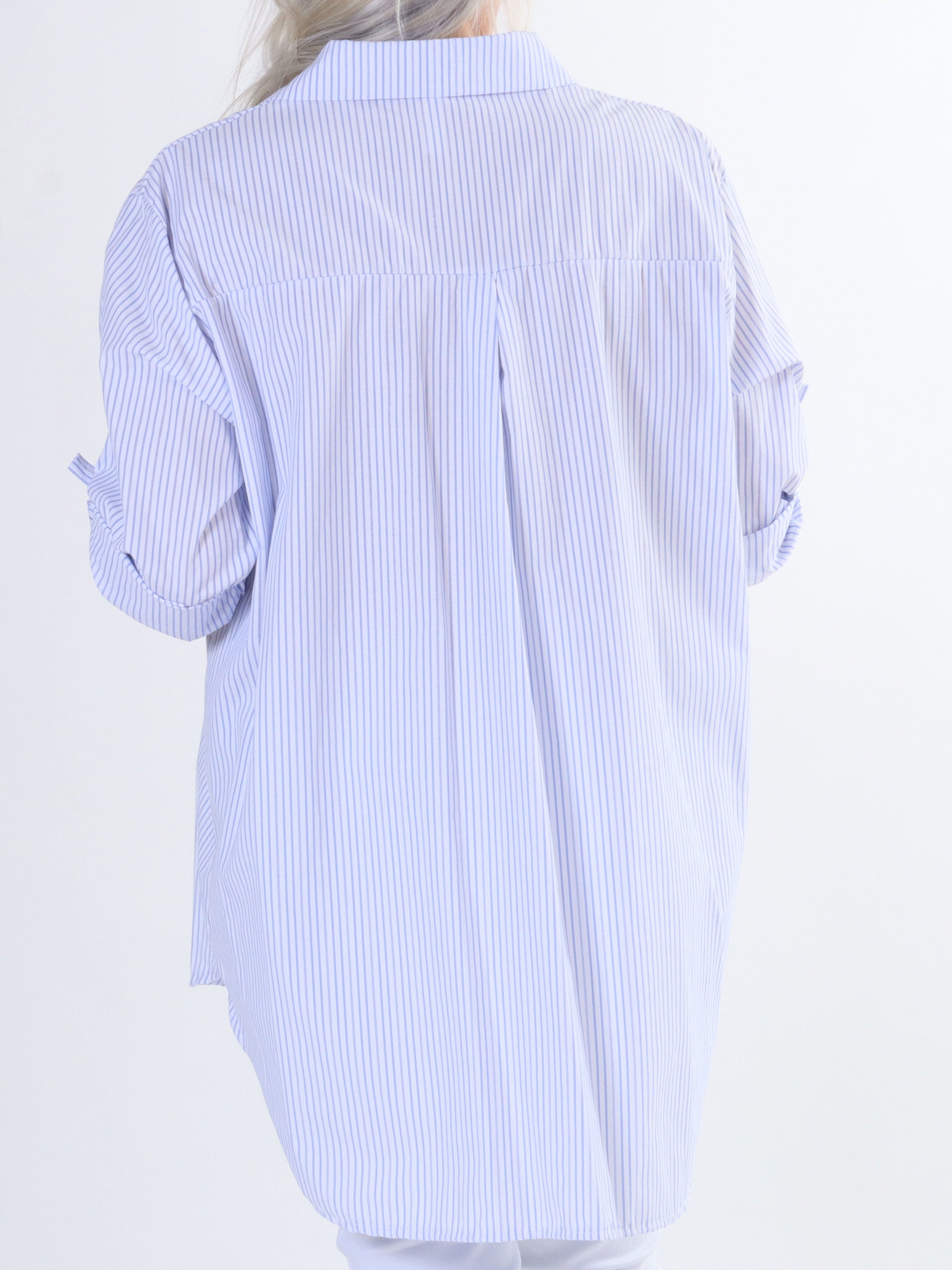 Johanne - Sød stribet plus size skjorte