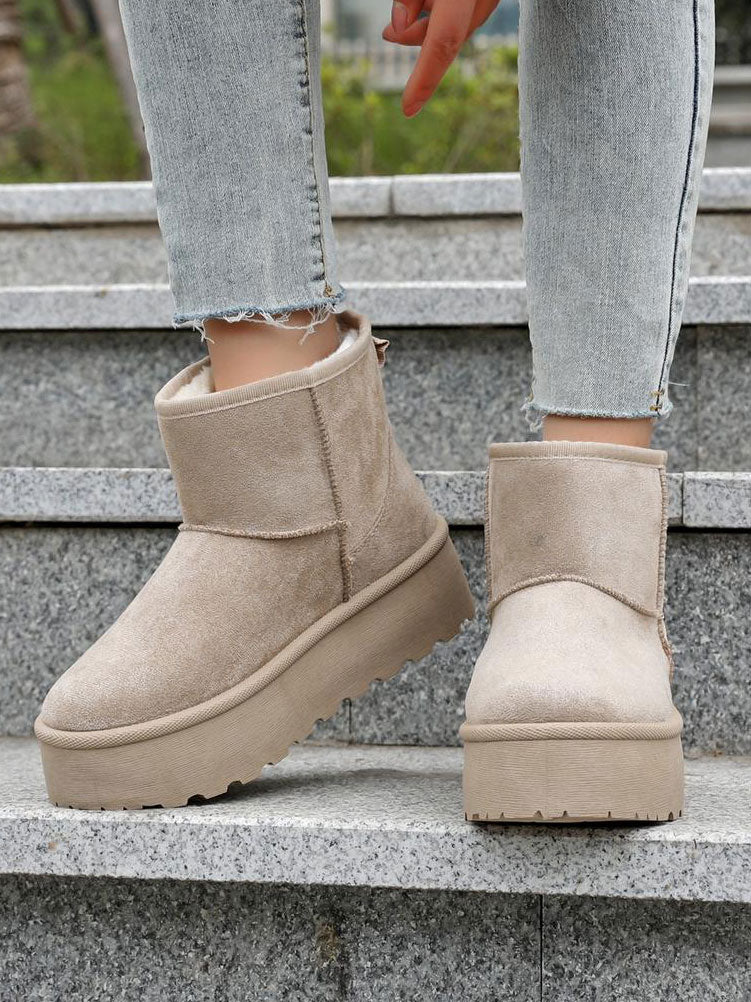 Jovana - Bamsestøvler i ruskindslook med plateausål