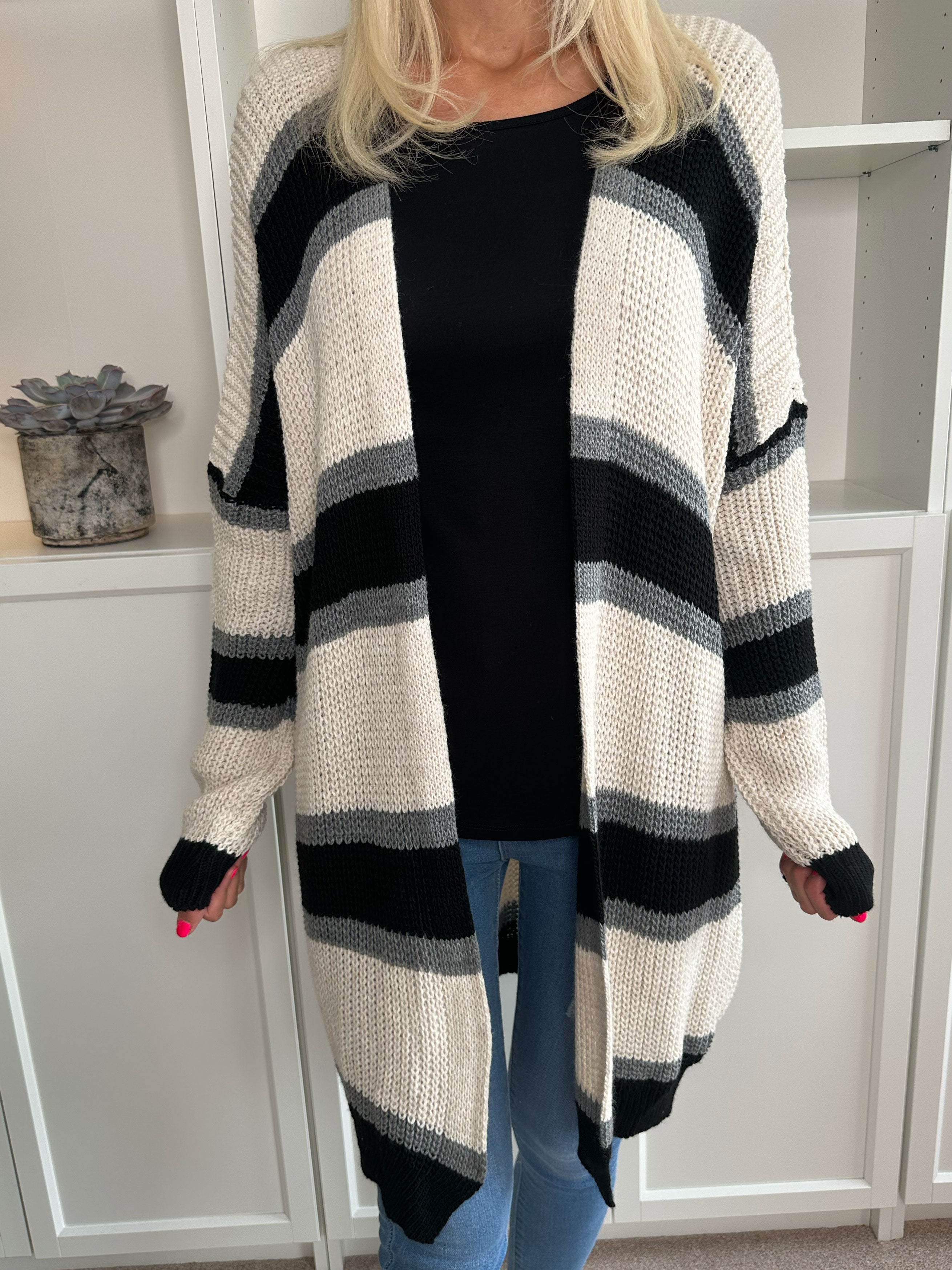 Kata - Flerfarvet stribet strikcardigan