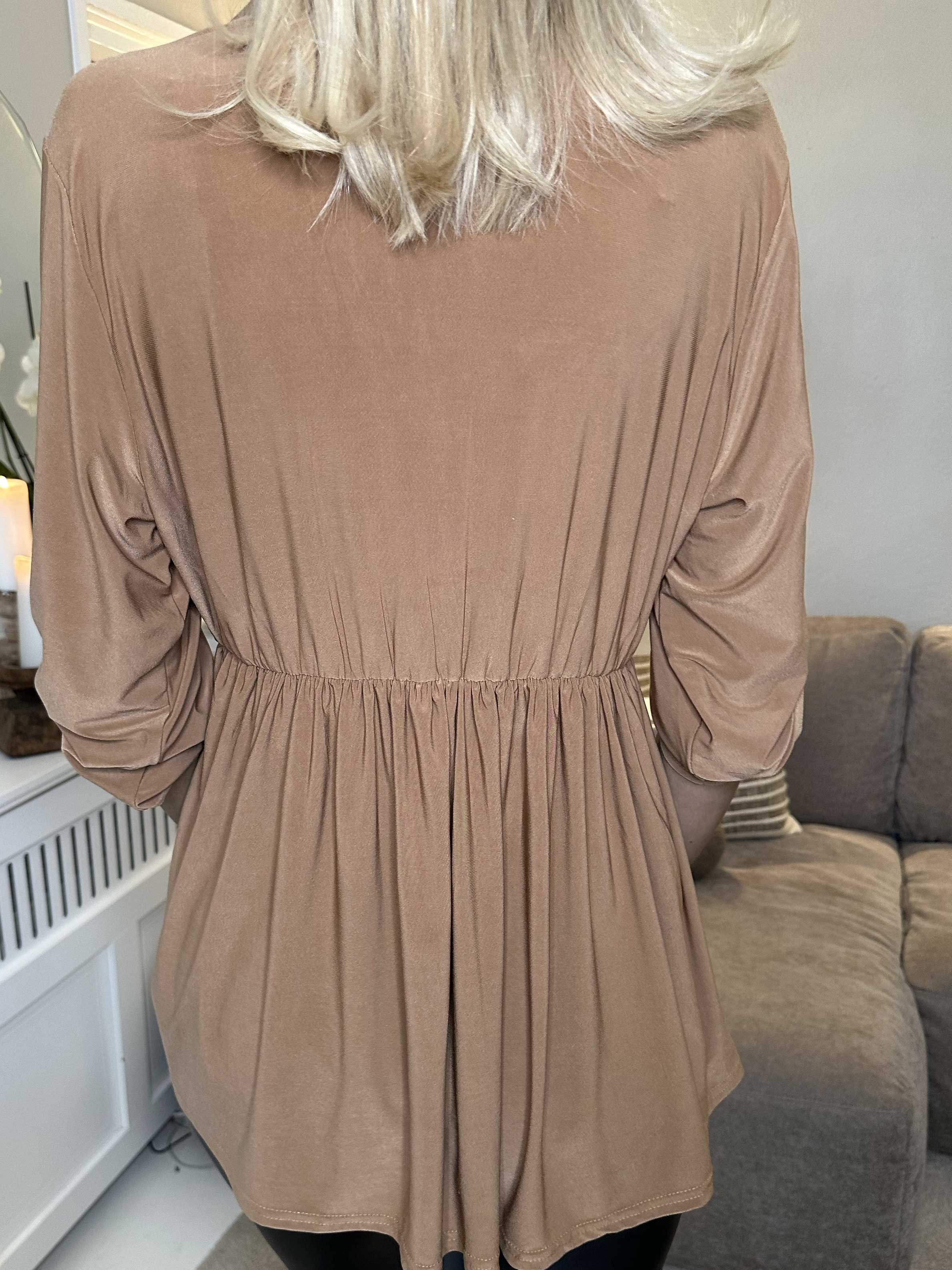 Katja Plain - Elastisk plain tunika med elastik i taljen