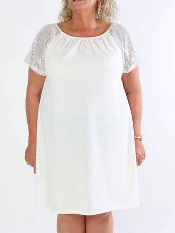 Kim - Sød elastisk plus size kjole med pailletærmer