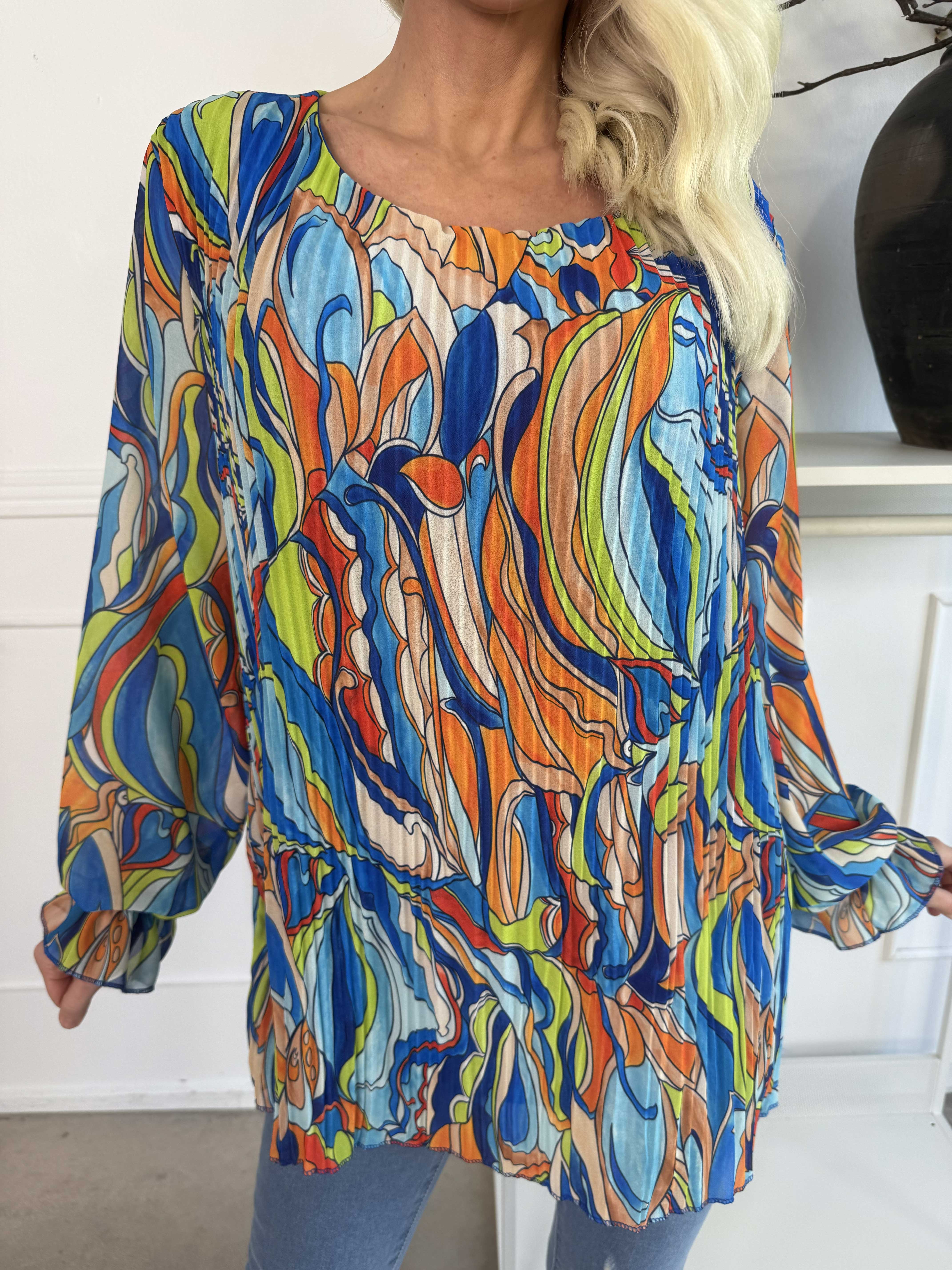 Lilia - Mønstret plisseret bluse