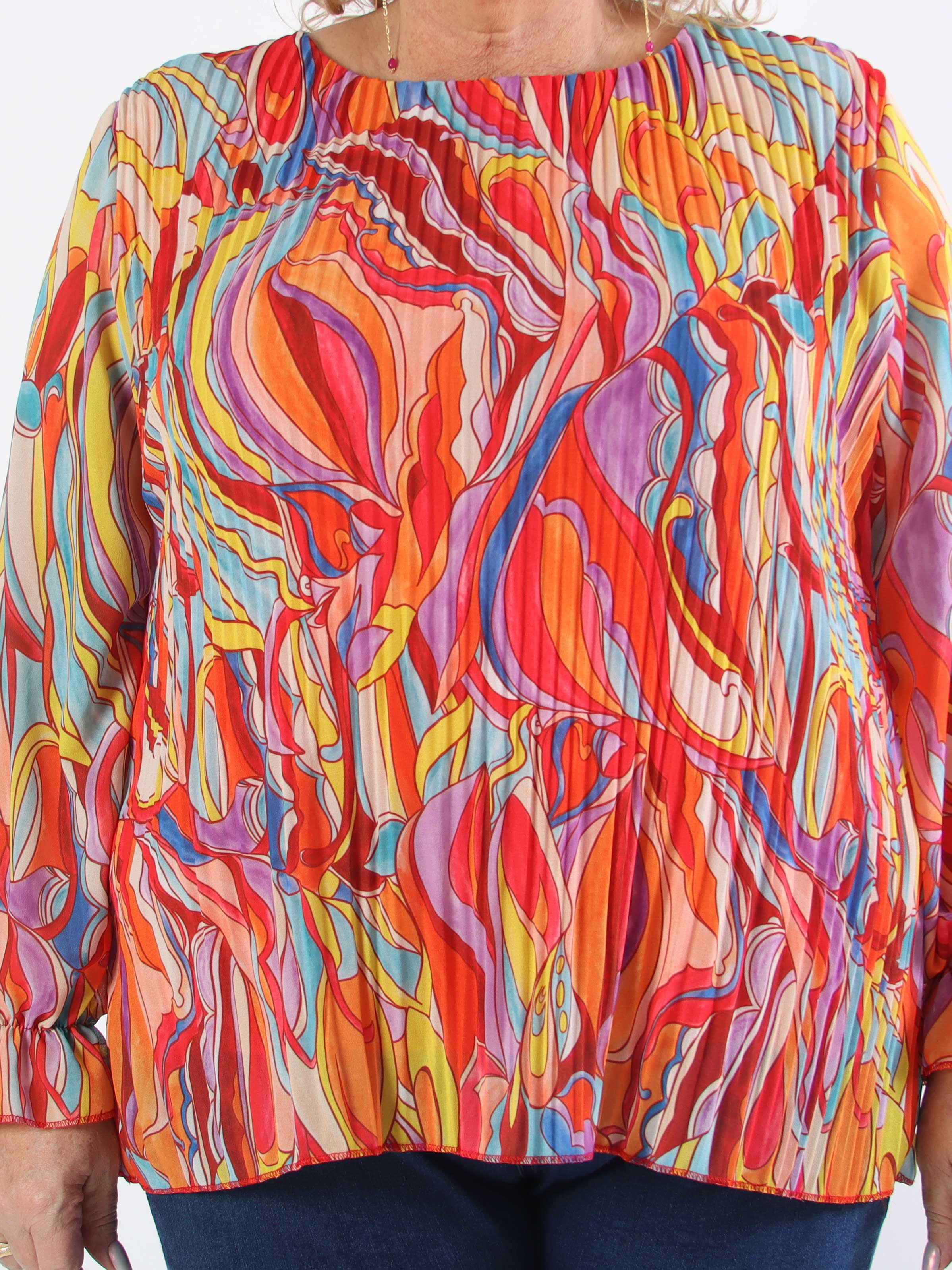 Lilia - Mønstret plisseret plus size bluse