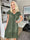Liza - Plus size kjole i blød, transparent blonde med en fin flæsedetalje foran