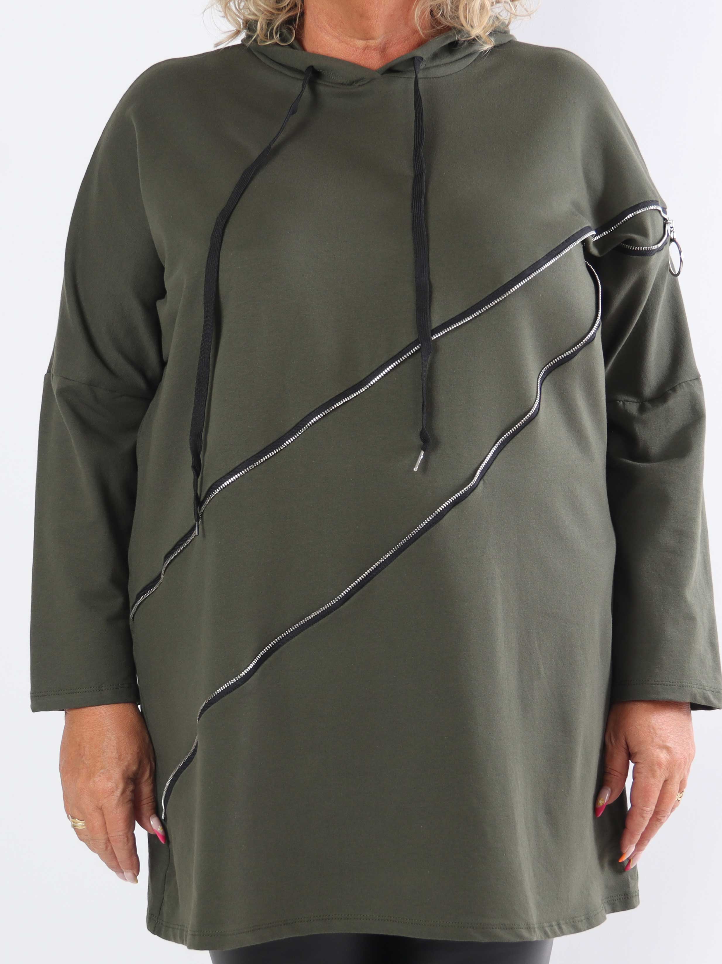 Merah - Plus size hættetrøje med lynlåsdetalje