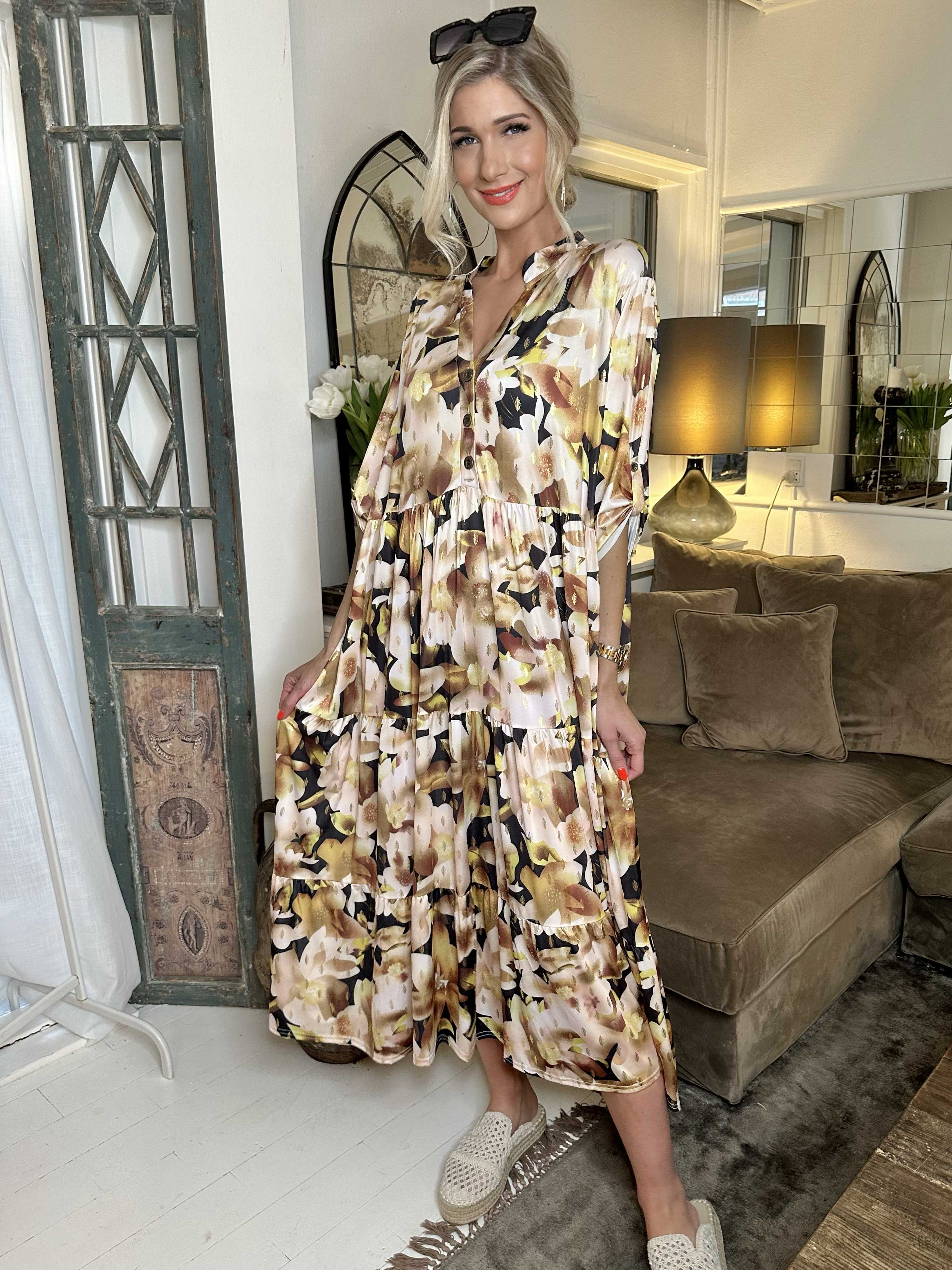 Milano Flower - Lang mønstret kjole med lag på lag look