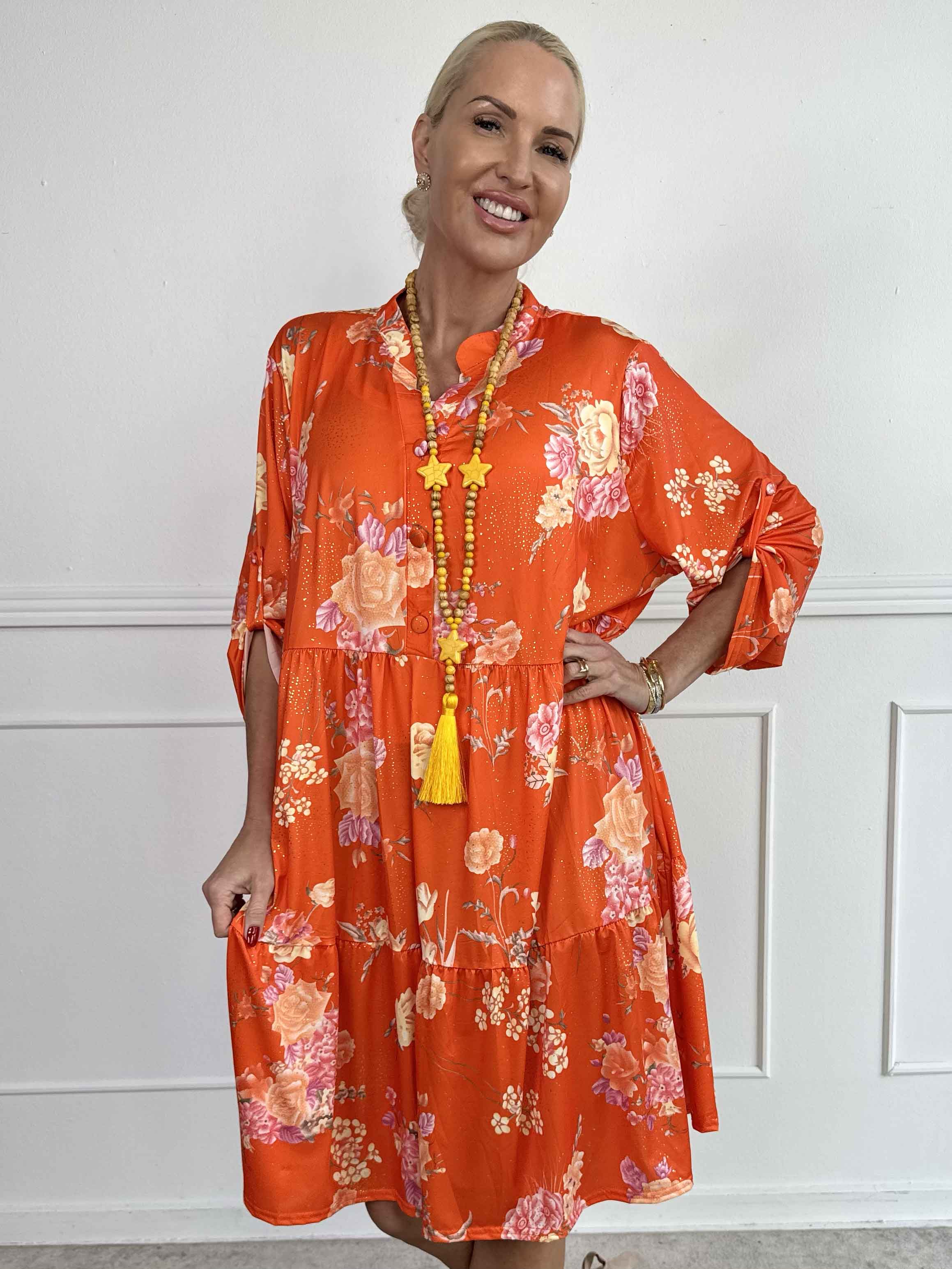 Milano Bouquet Midi - Elastisk kjole med smukt blomsterprint og diskret guldglimmer