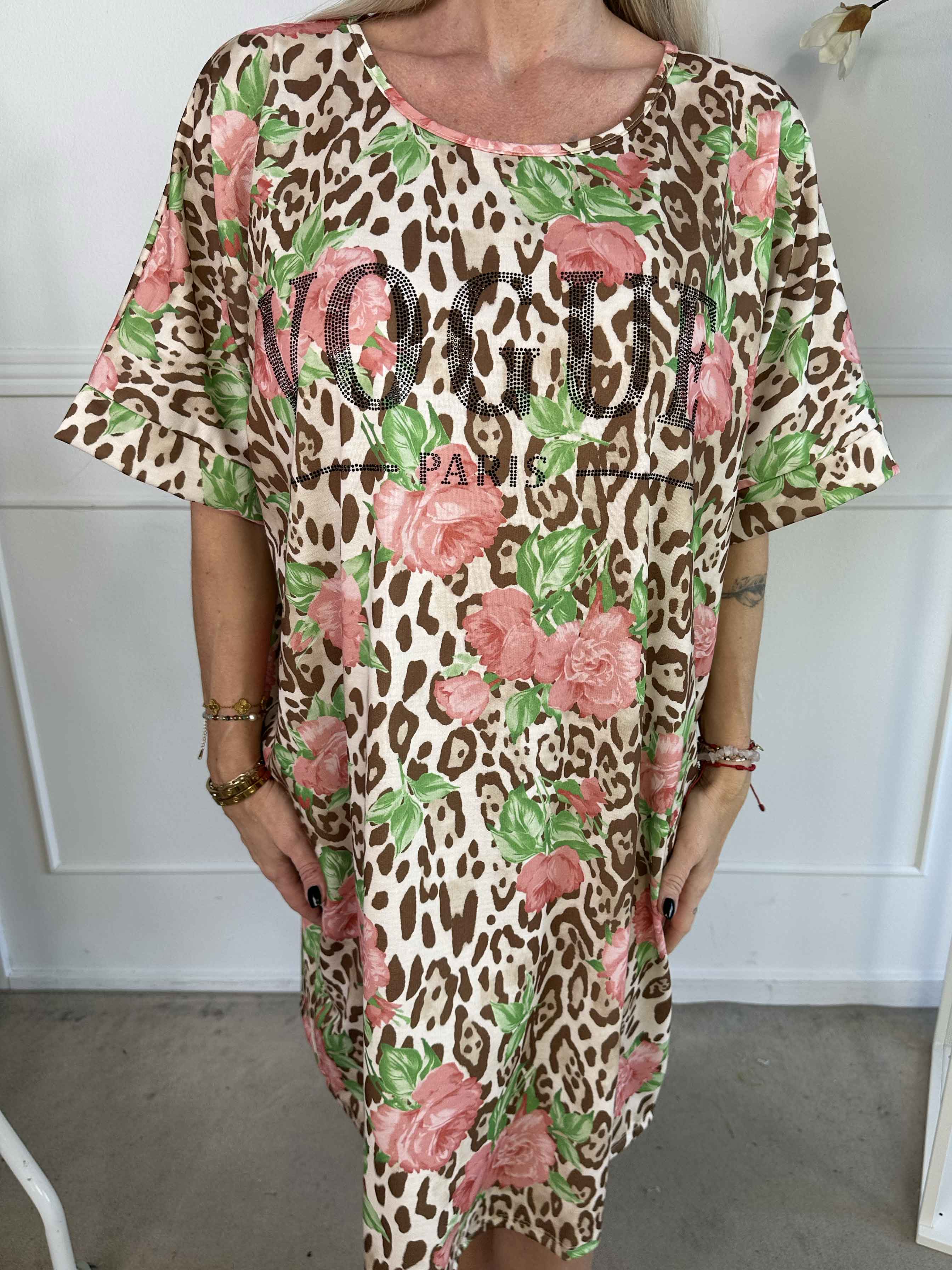 Mintu Leo Dress - Blød t-shirtkjole i bomuld med leopardprint