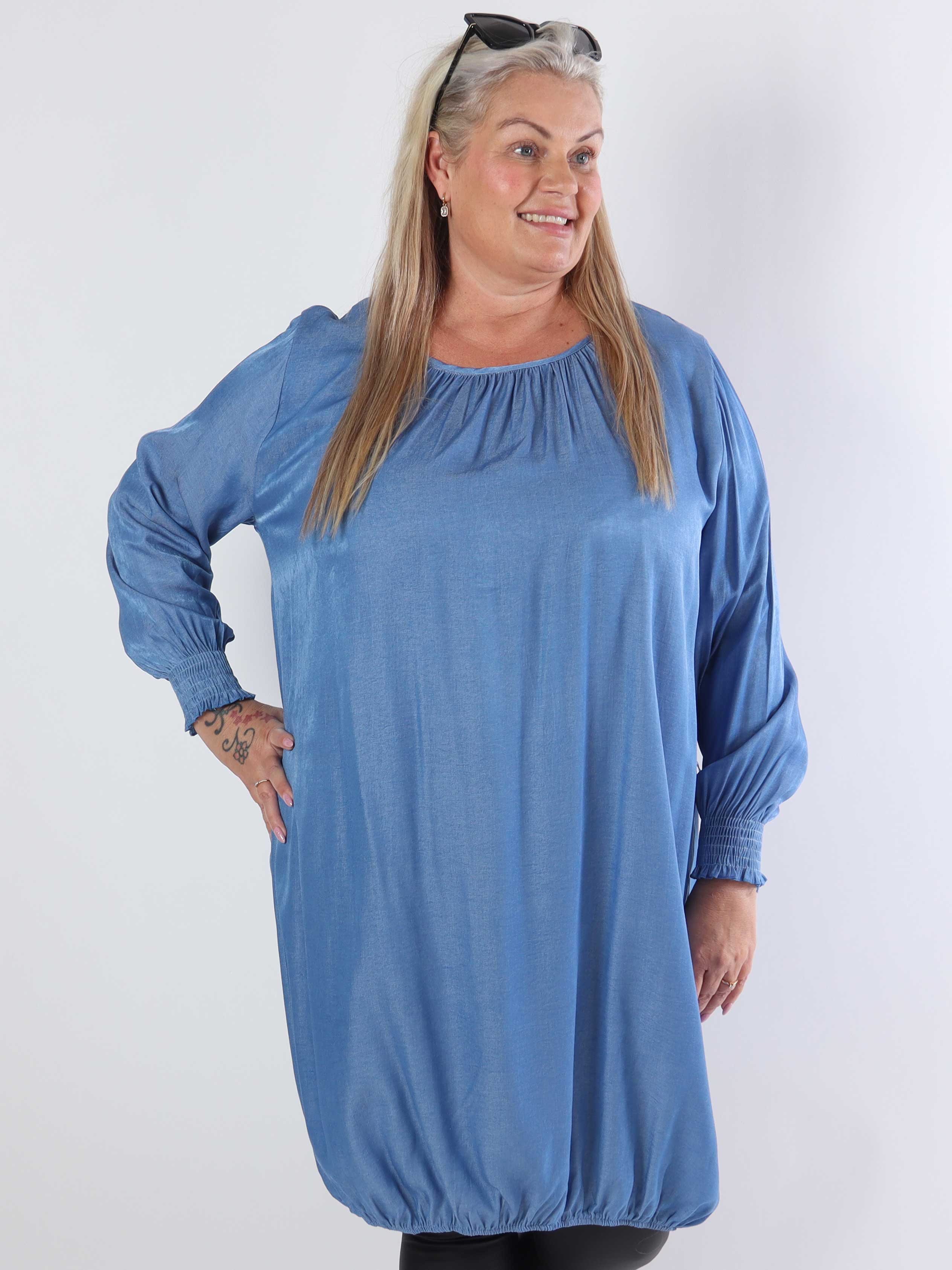 Miracle Denim Dress L/S - Plus size jole med elastikkant forneden