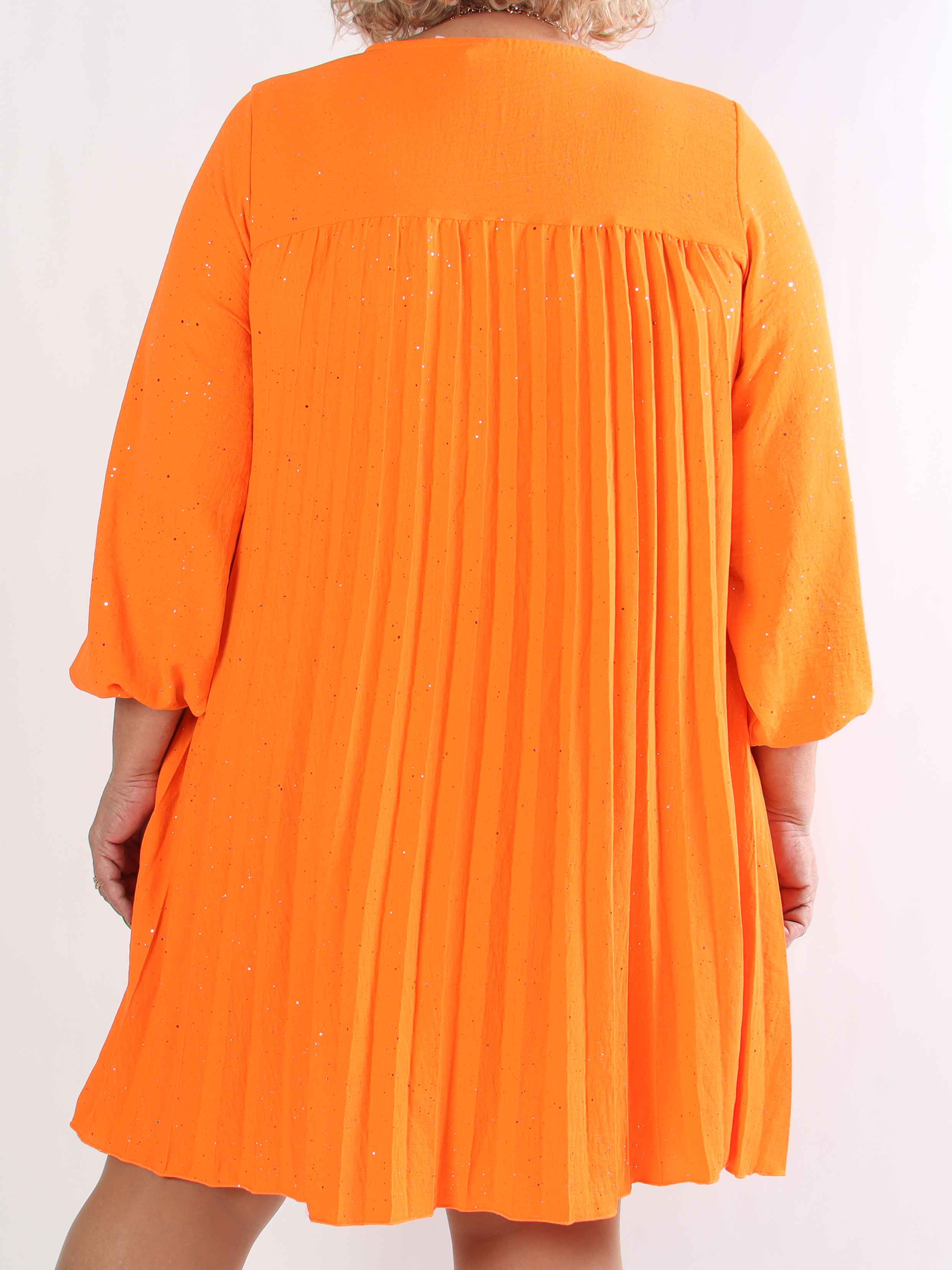 Nancy Glitter Short L/S - Plisseret plus size kjole med lommer og glimmer