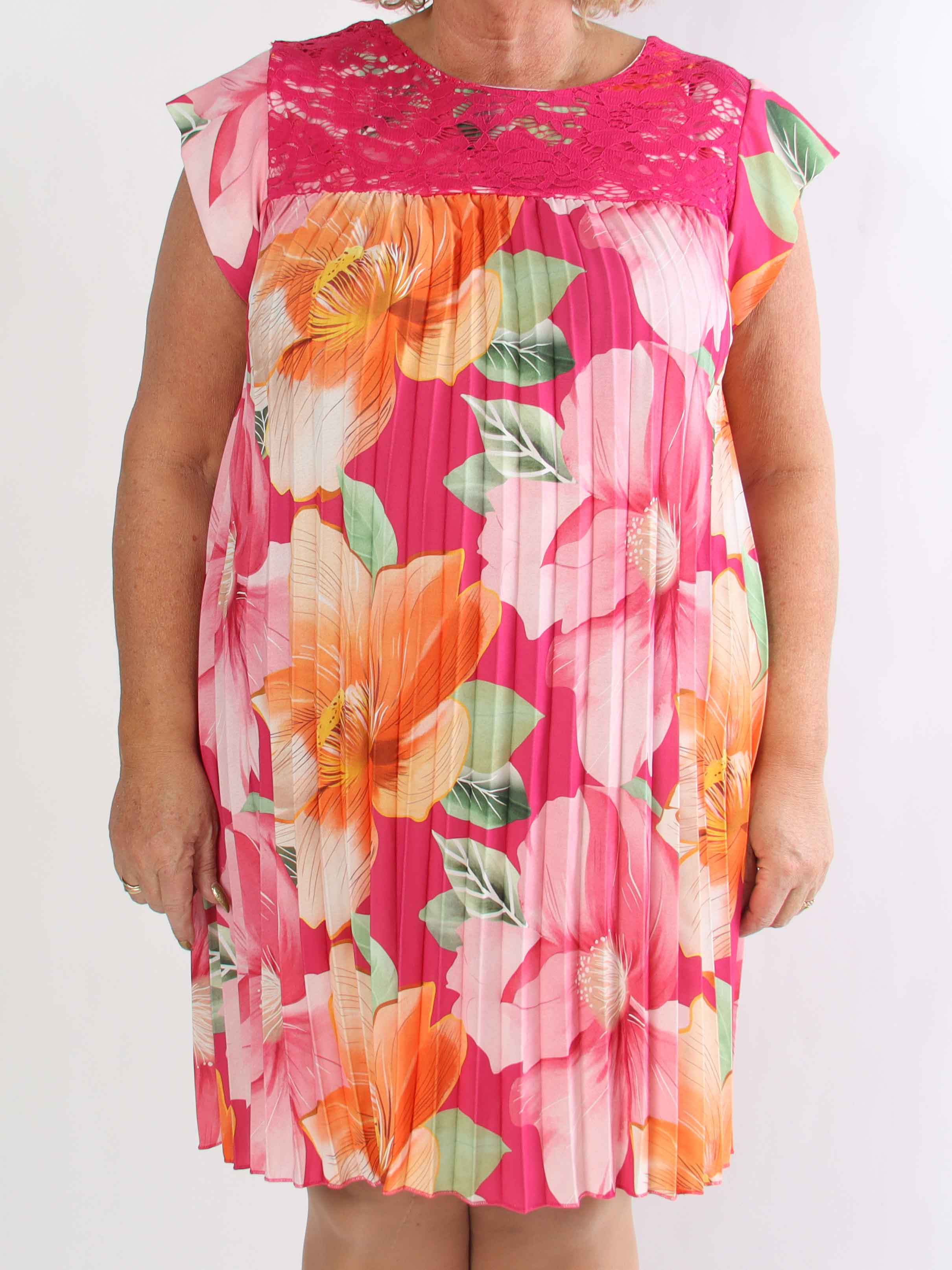 Nancy Lace Flower Short - Blomstret plus size kjole med plisseringer og lommer