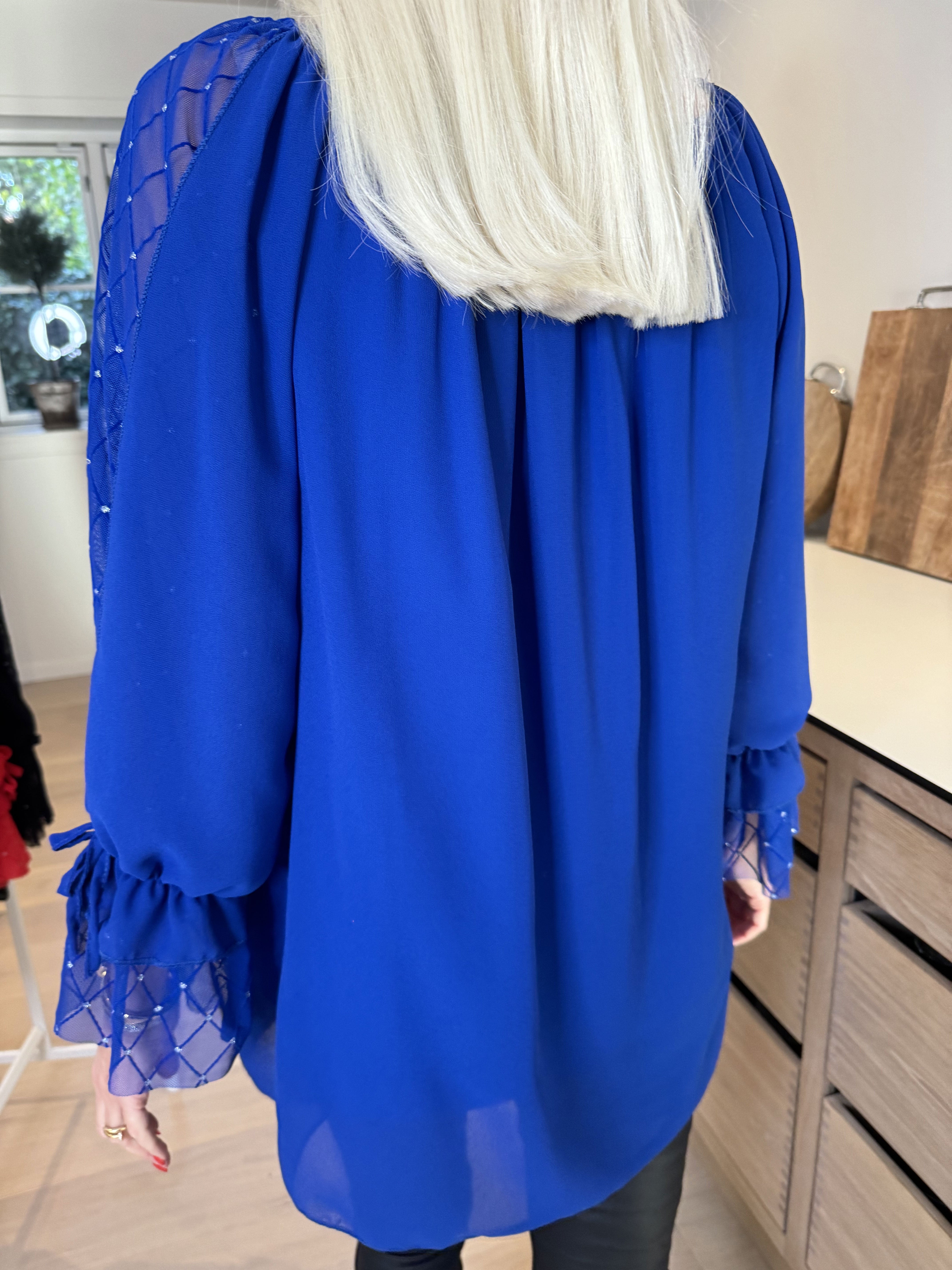 Ninell - Chiffontunika med flotte ærmer