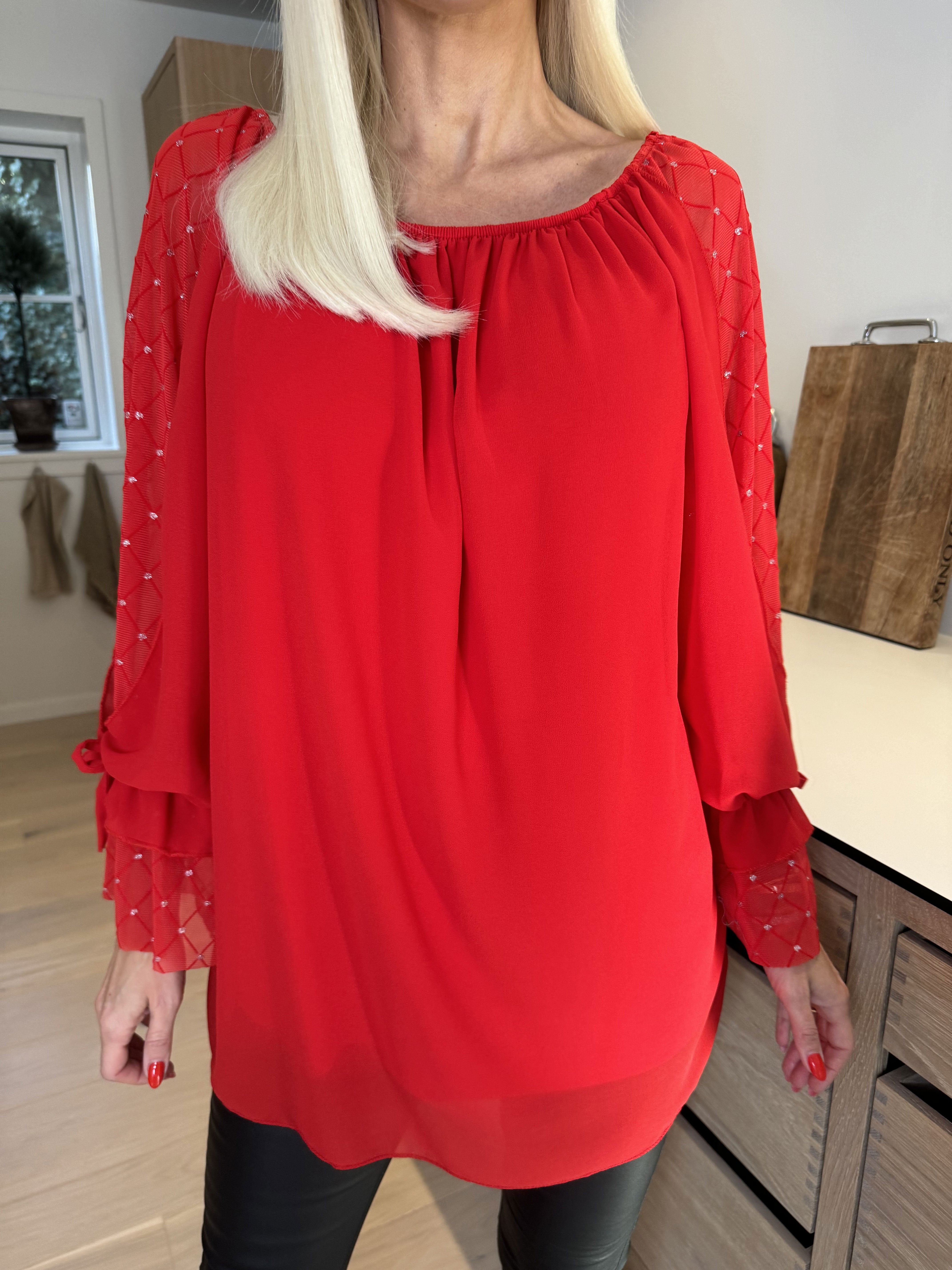 Ninell - Chiffontunika med flotte ærmer