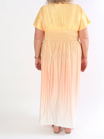 Pams Fade - Lang flerfarvet elastisk plus size kjole