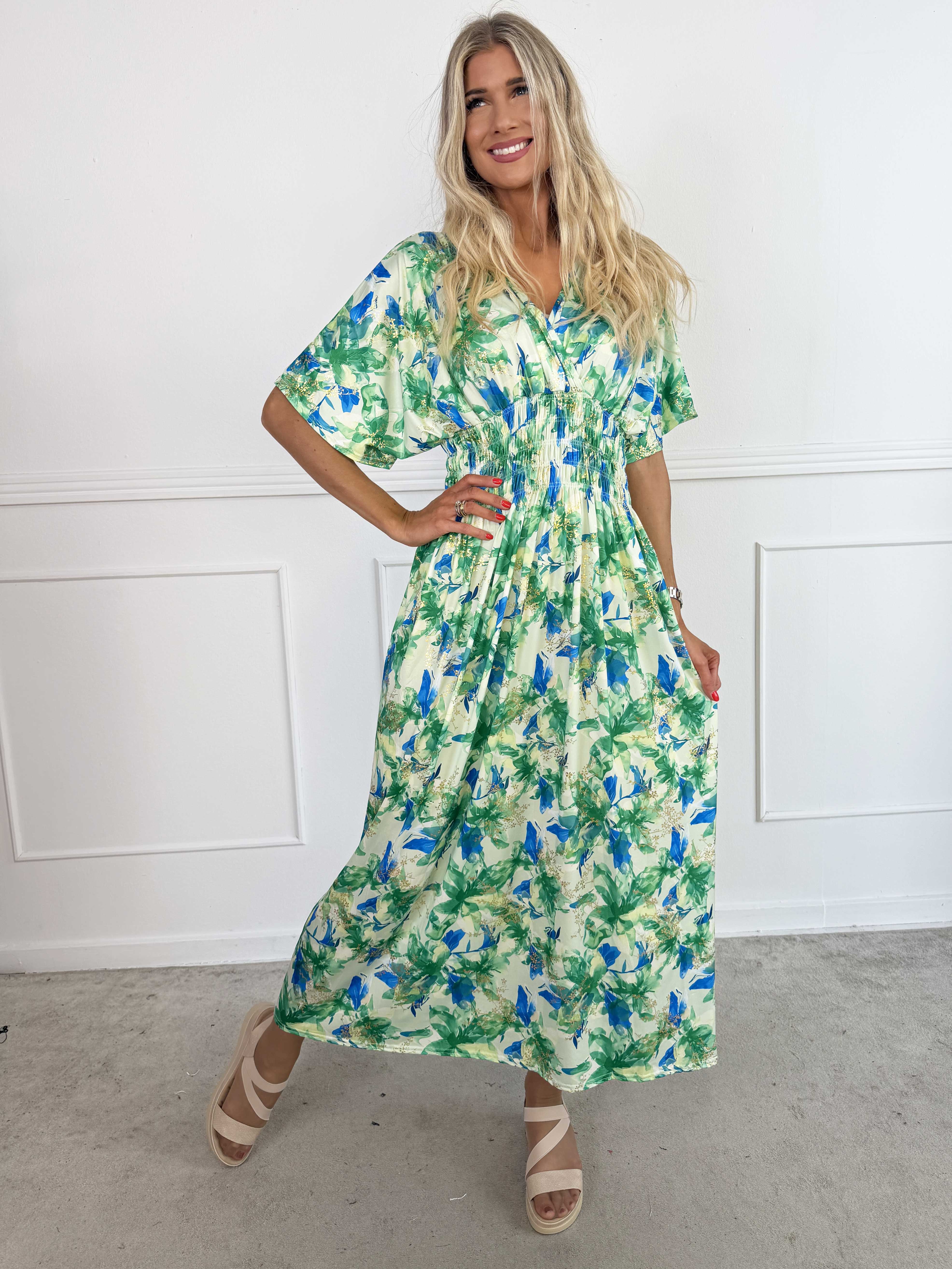 Pams Flourish - Lang elastisk kjole med fine blomster og guld blade