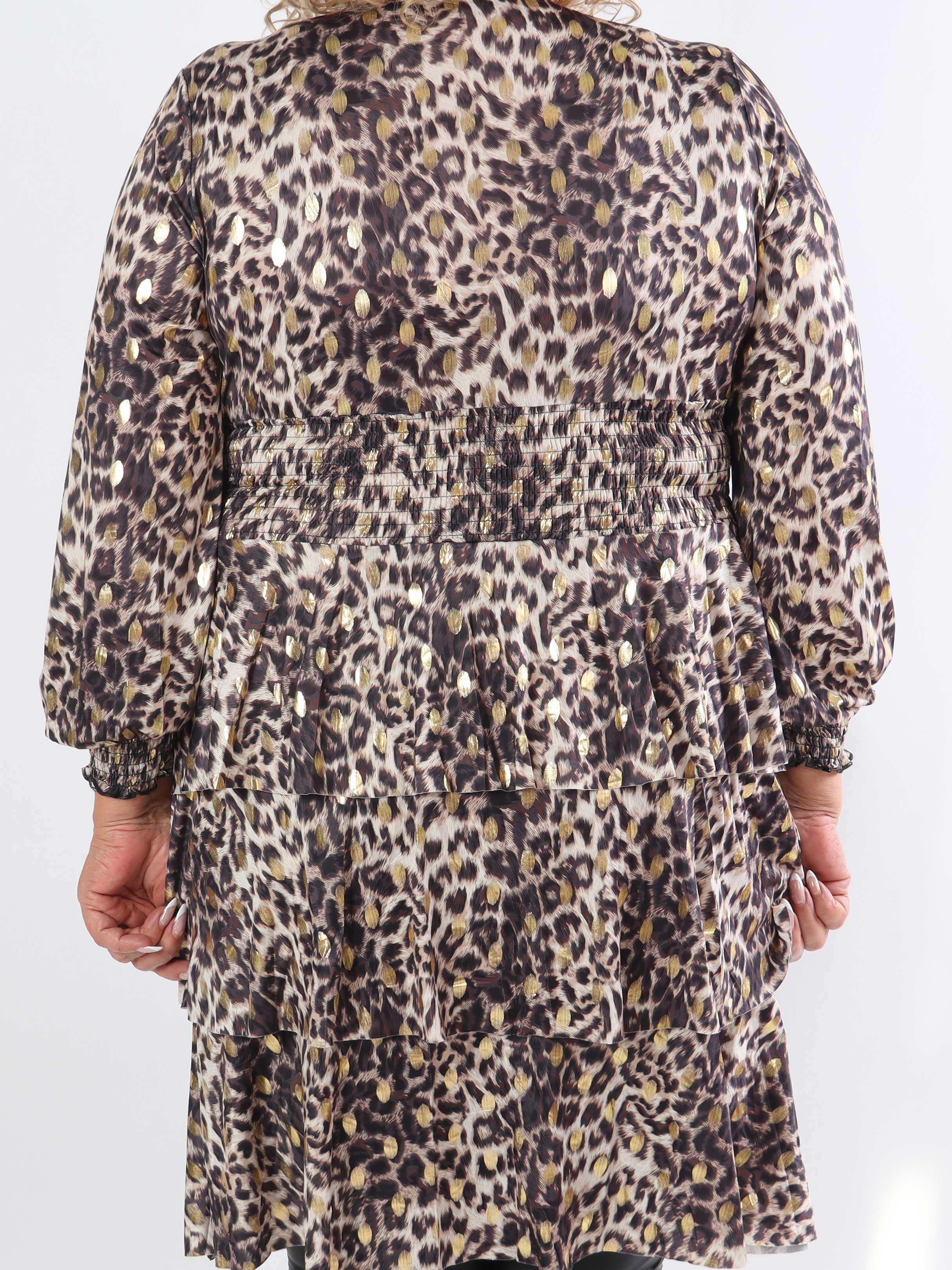 Pams Leo Frills - Sød elastisk plus size kjole med flæser