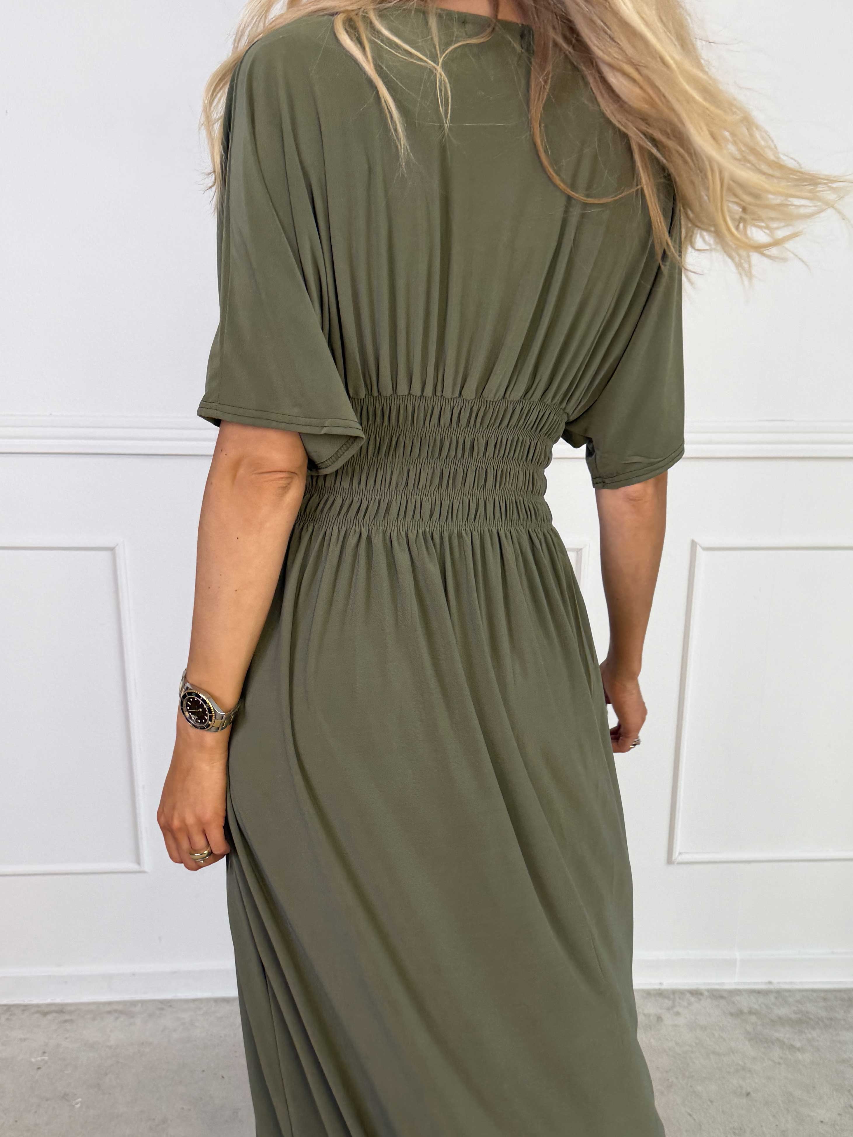 Pams Plain - Elastisk kjole med smock