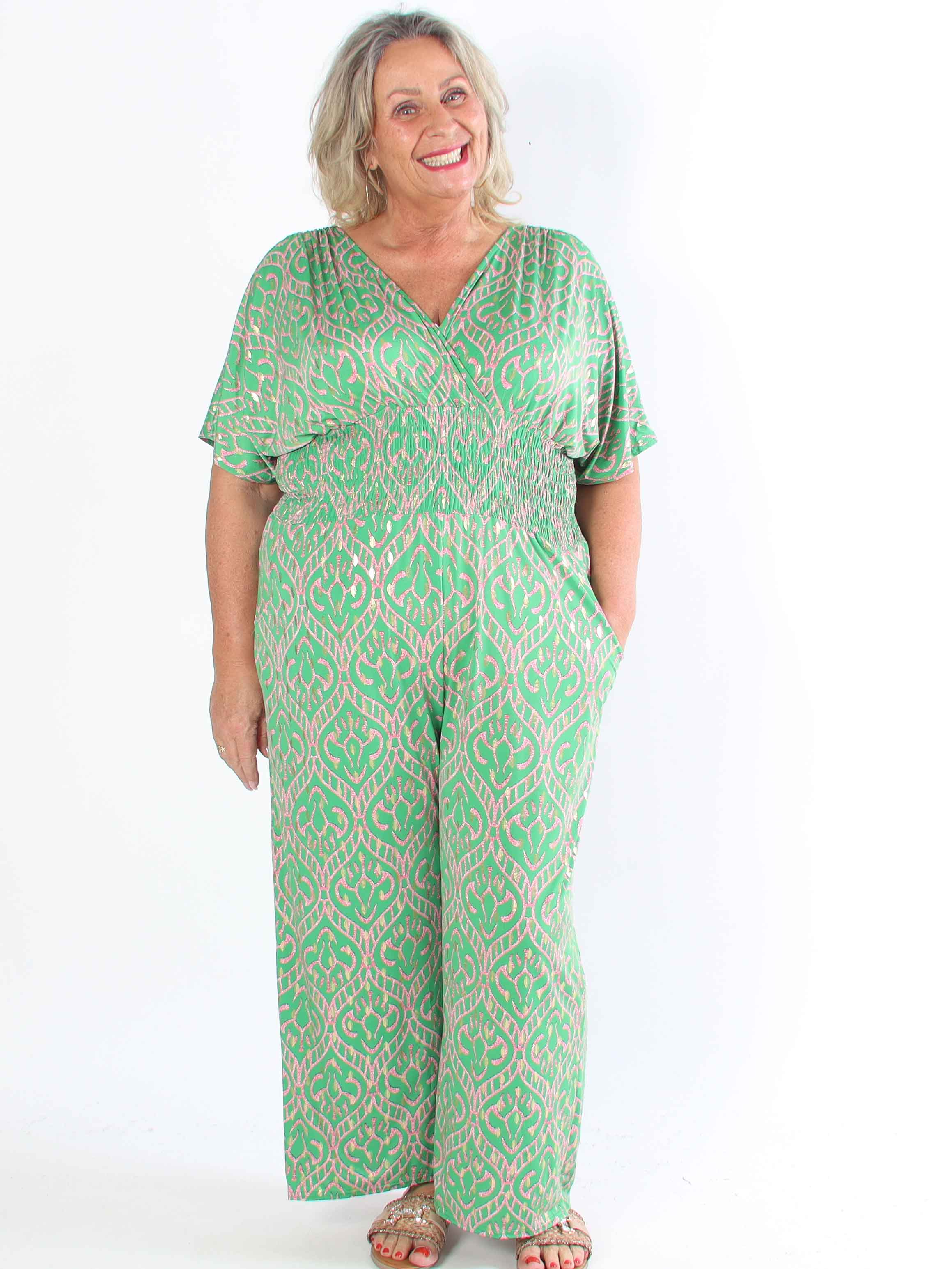 Pams Boho Jumpsuit - Elastisk plus size buksedragt med v-udskæring