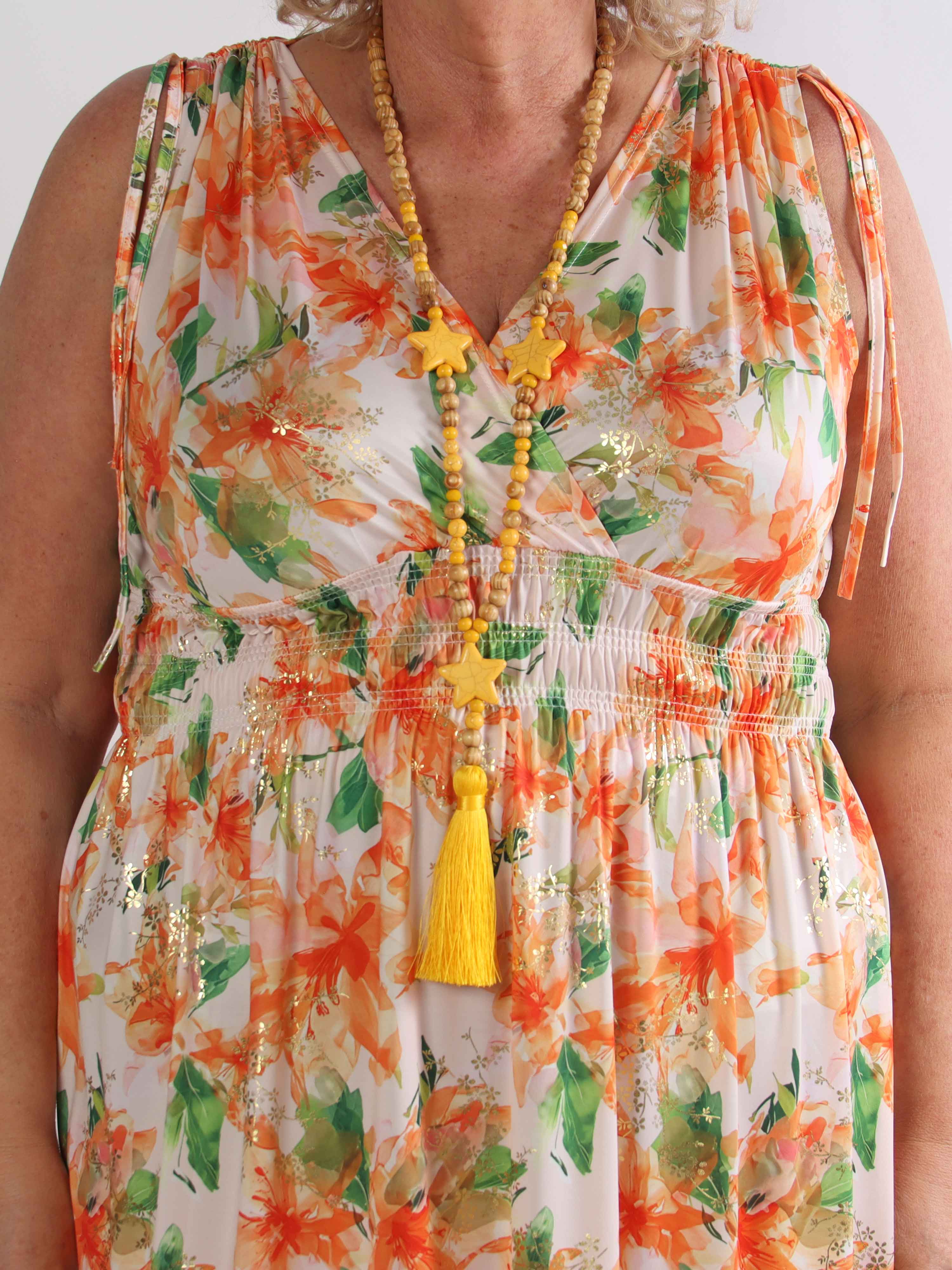 Pams Flourish Short - Elastisk blomstret plus size kjole med guld detaljer