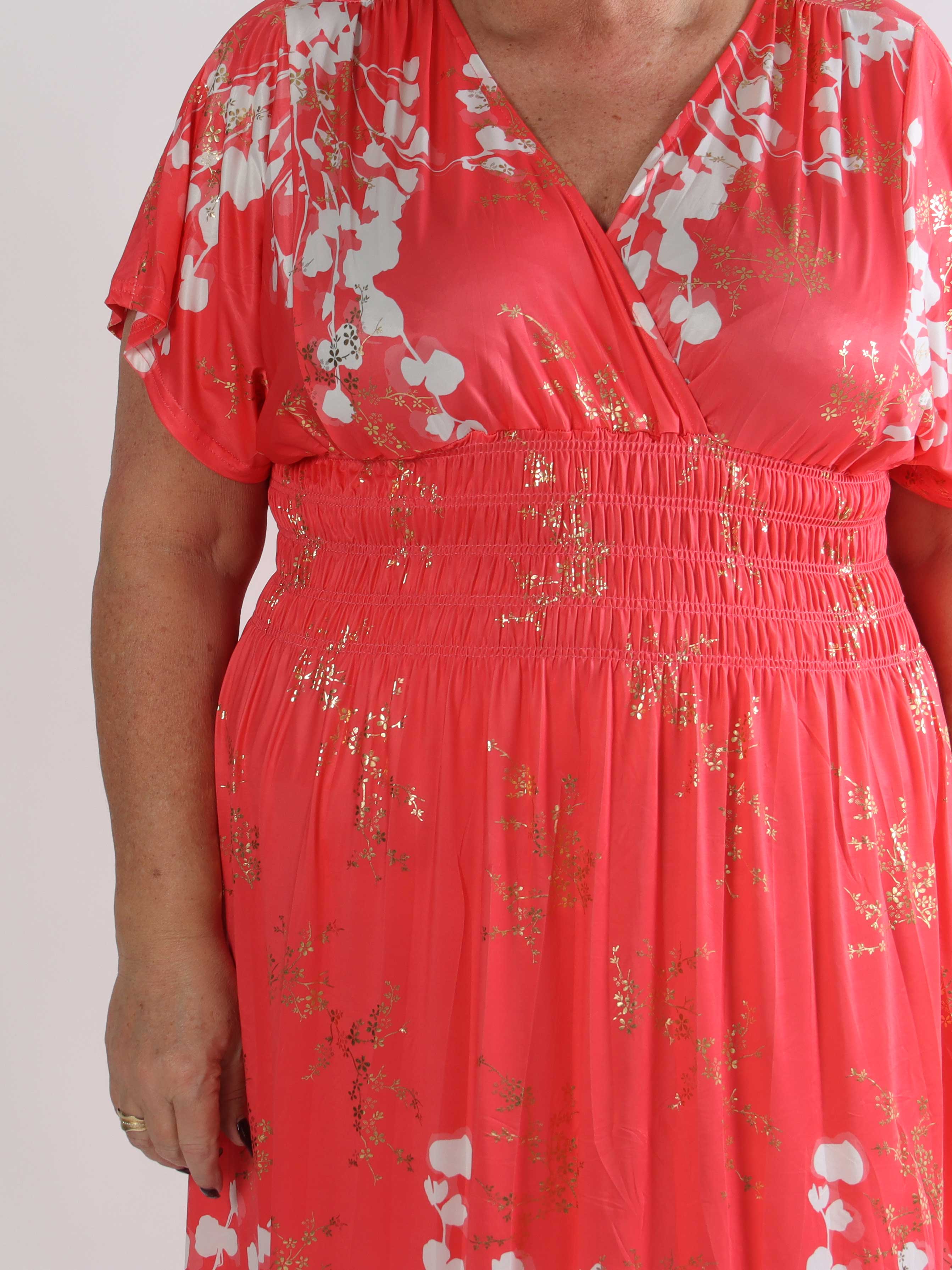 Pams Gilded Midi - Plus size kjole med blomsterprint og guld blade