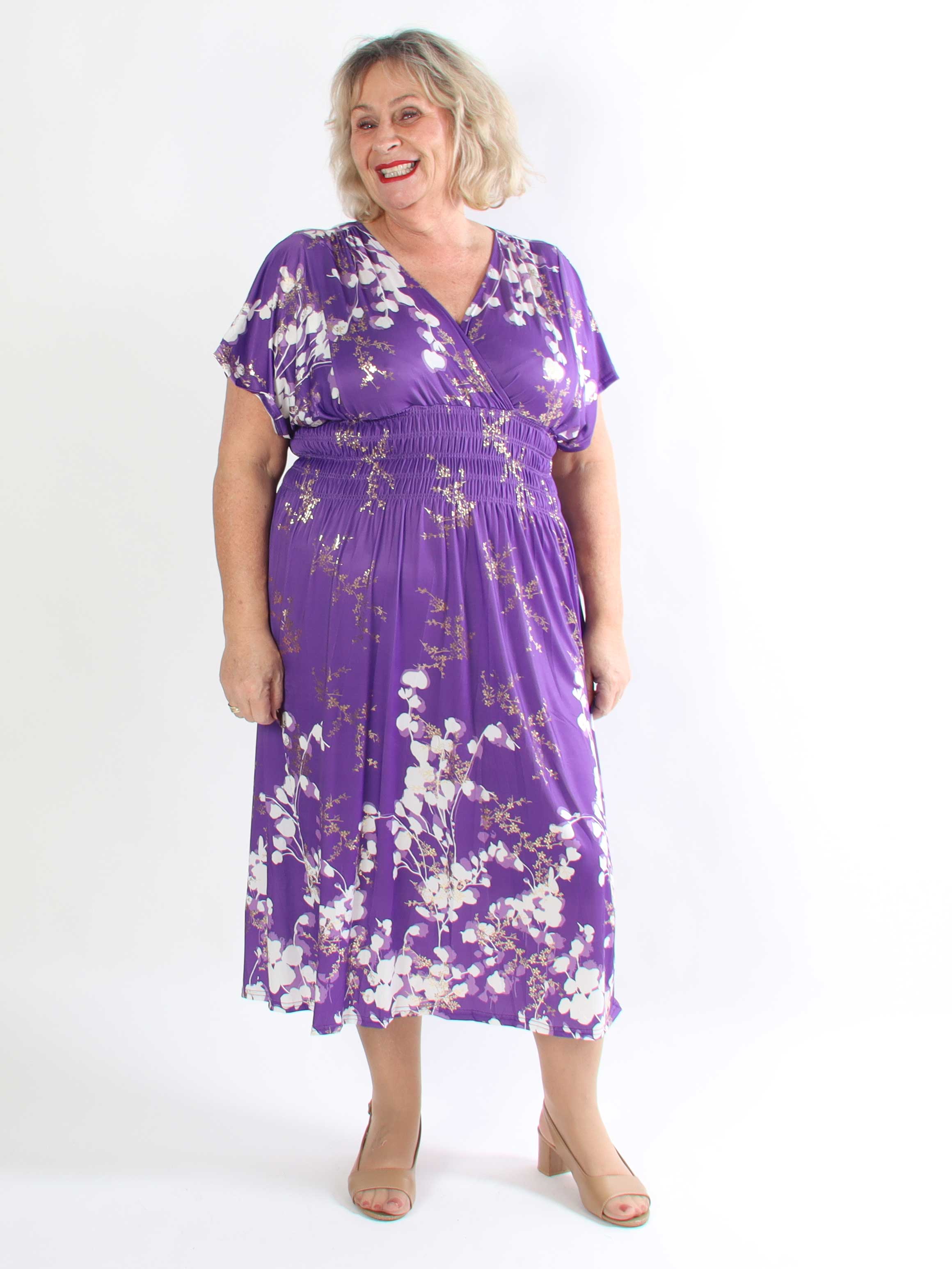 Pams Gilded Midi - Plus size kjole med blomsterprint og guld blade