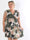 Pams Leaf Short - Kort plus size kjole med bladmotiver og guld detaljer