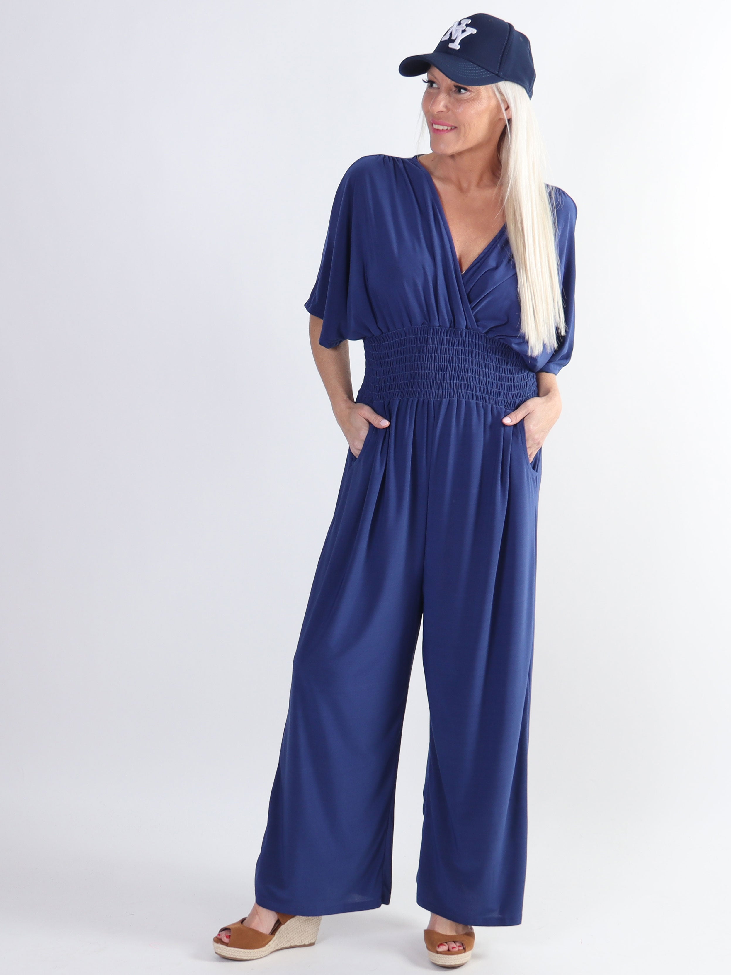 Pams Plain Jumpsuit - Elastisk ensfarvet plus size buksedragt