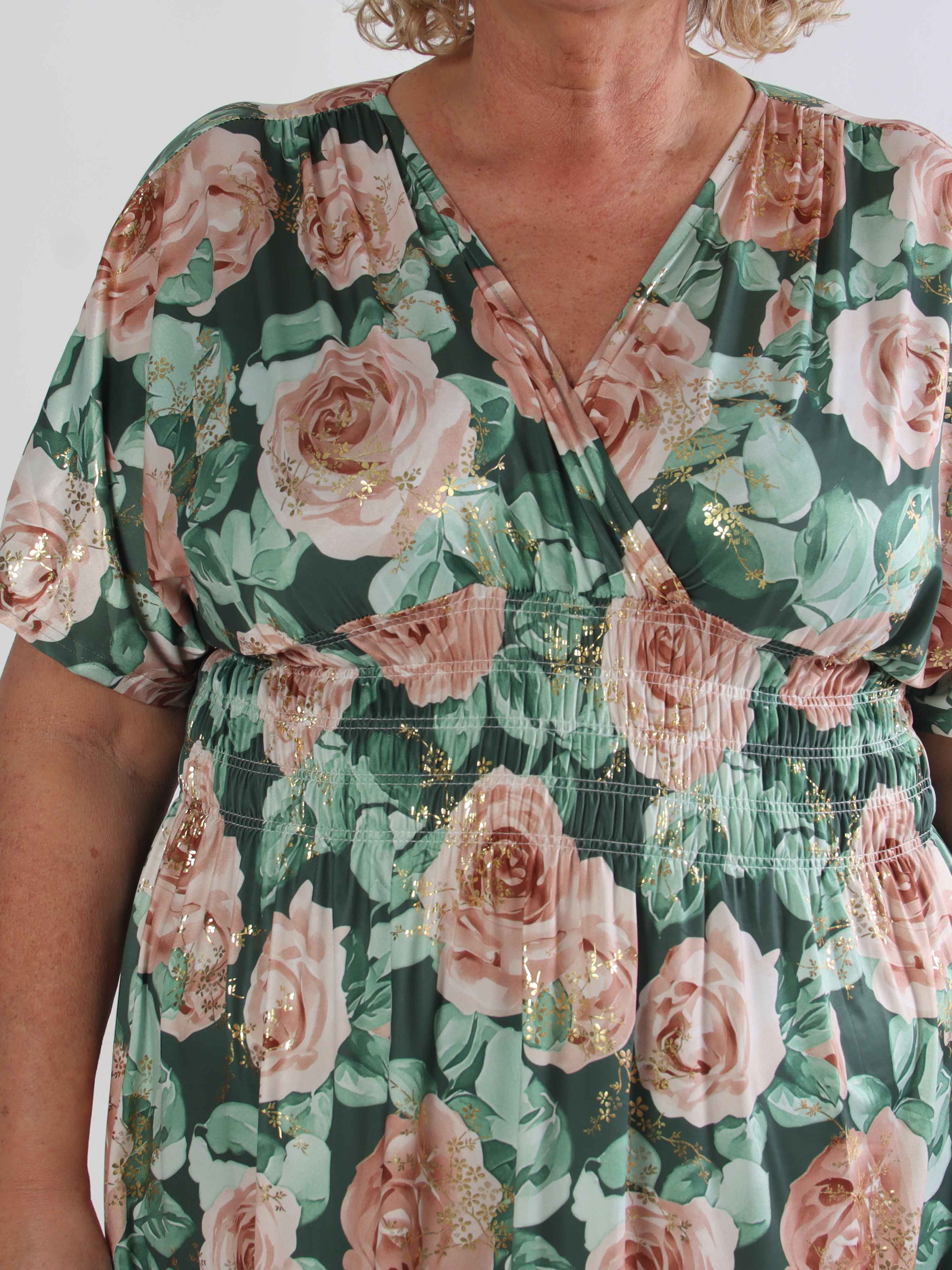 Pams Rose Short - Plus size kjole med blomstermotiver og guld blade