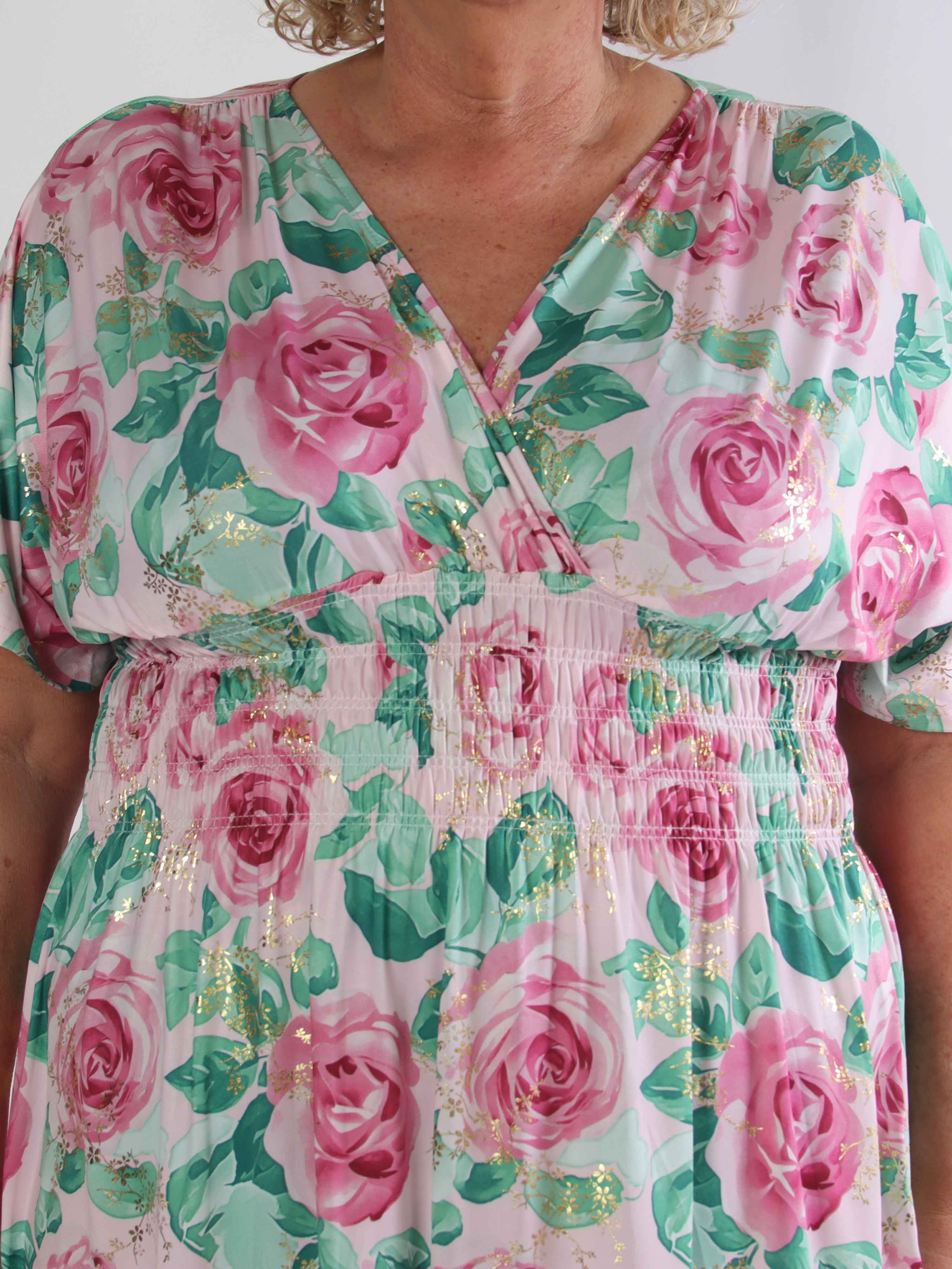 Pams Rose Short - Plus size kjole med blomstermotiver og guld blade