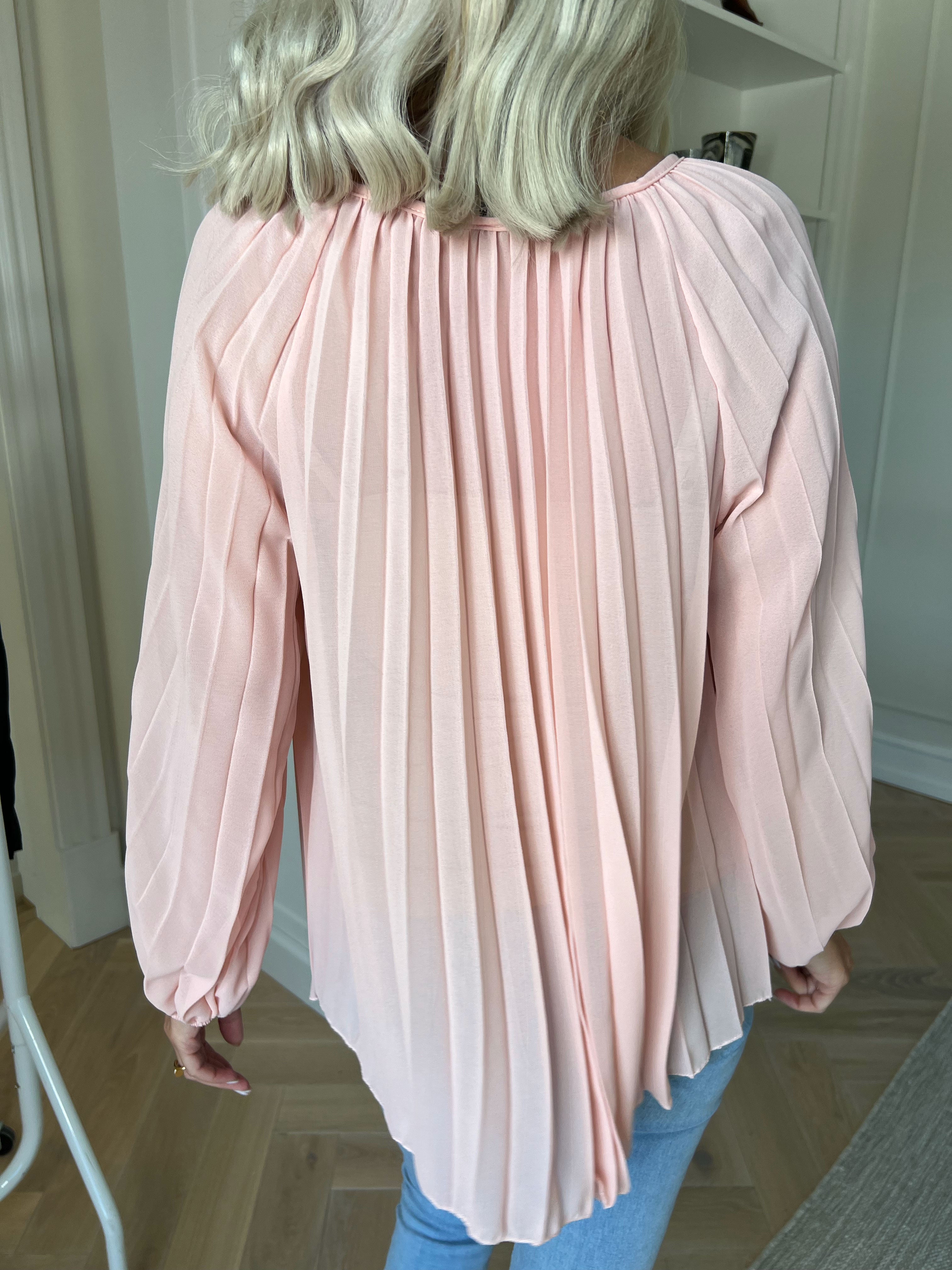 Philippa Shirt - Sød plisseret tunika i semi-transparent chiffon