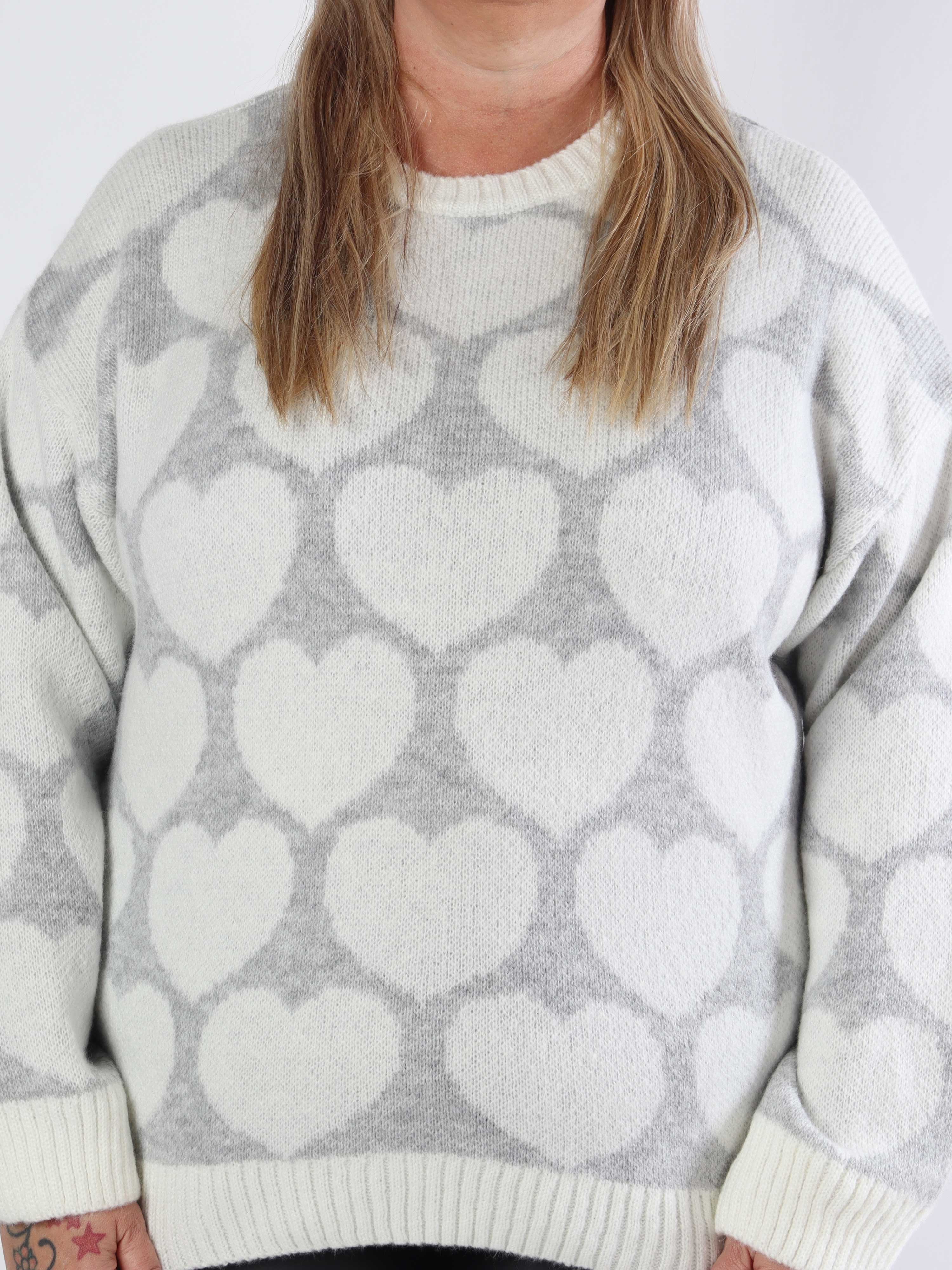 Saidy - Tyk plus size strikbluse med hjerter