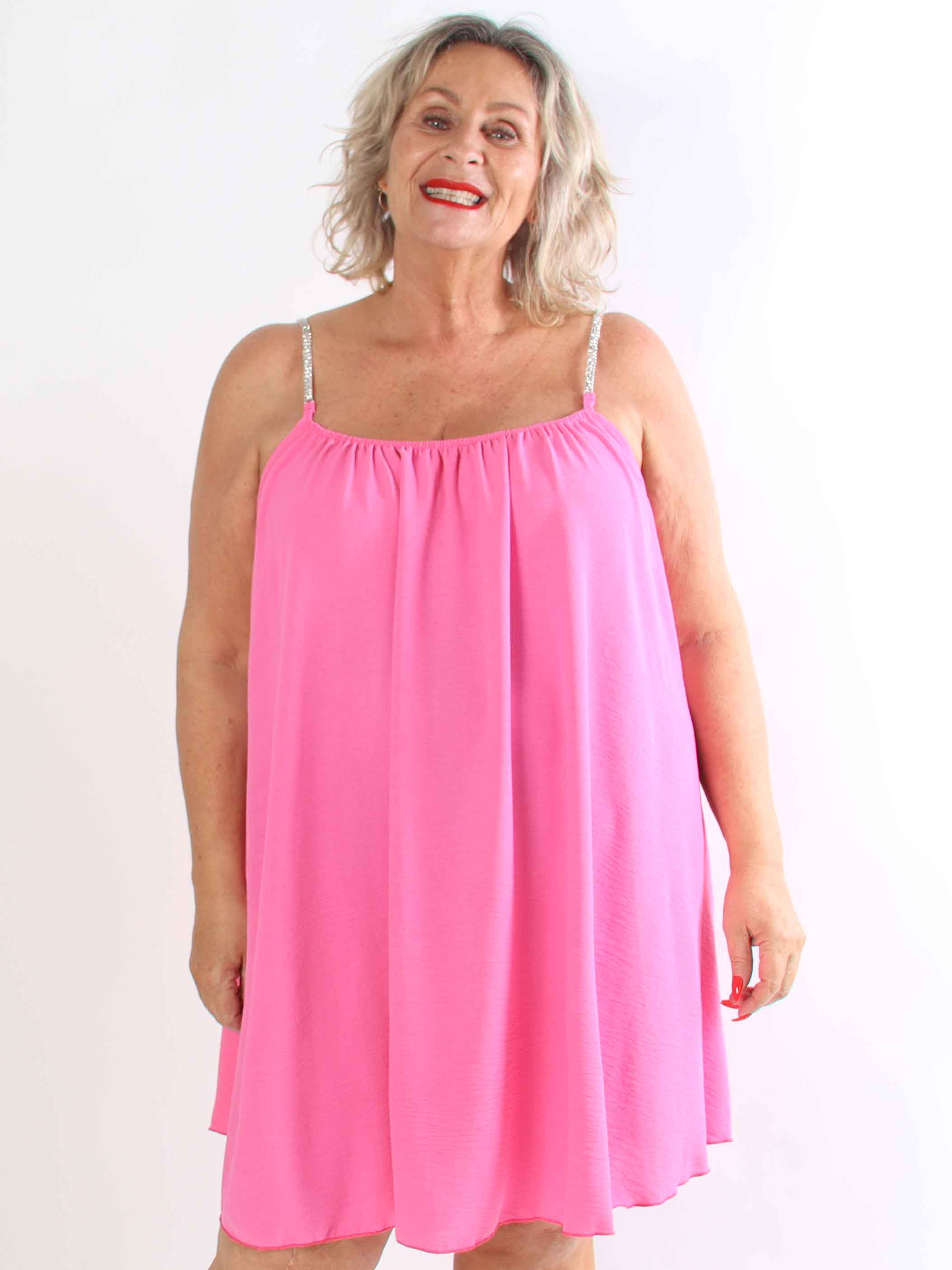 Sunara - Plus size stropkjole i blød viskose med fine similisten på stropperne