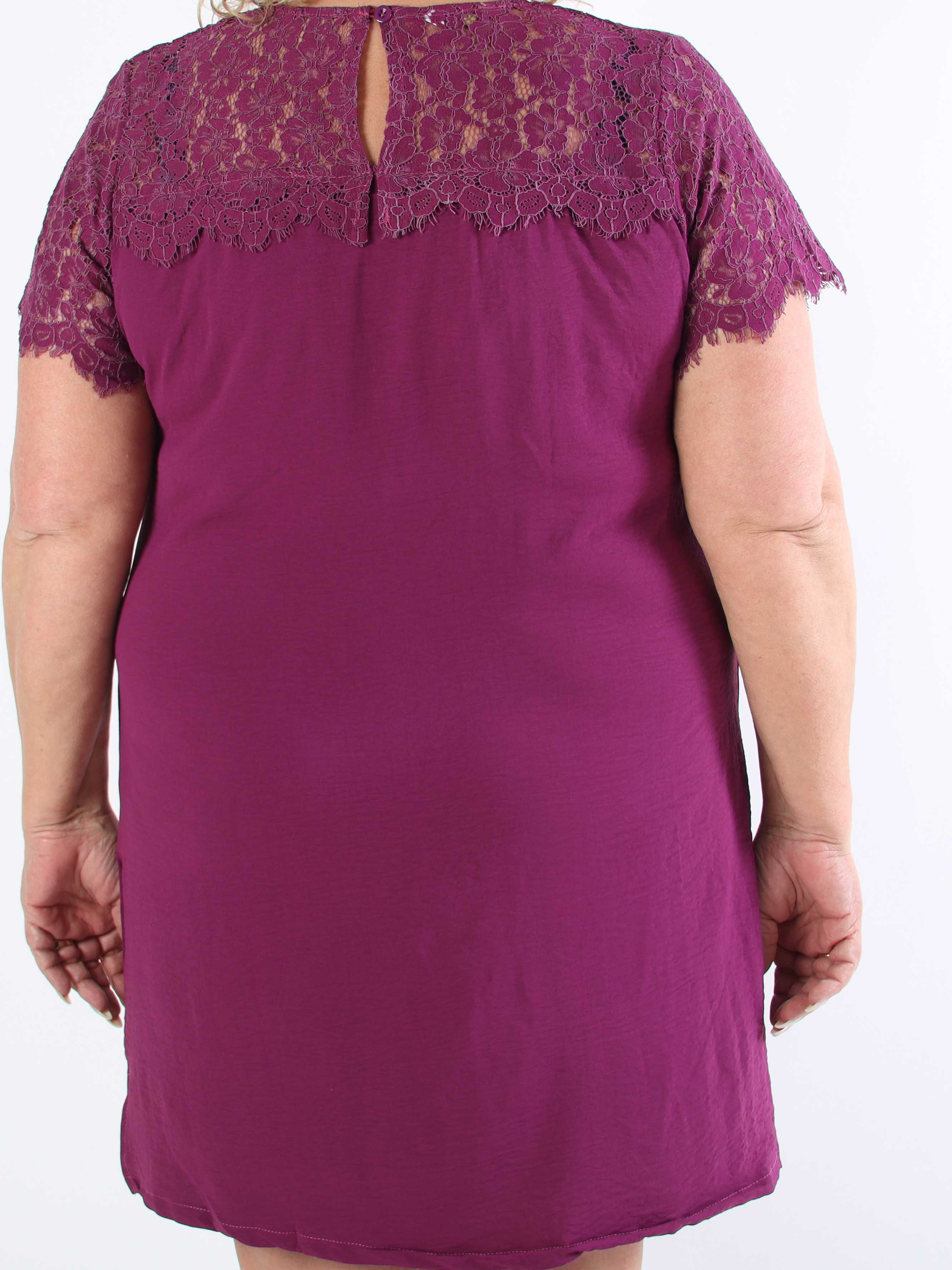 Tatjana - Sød tunikakjole med blonde foroven