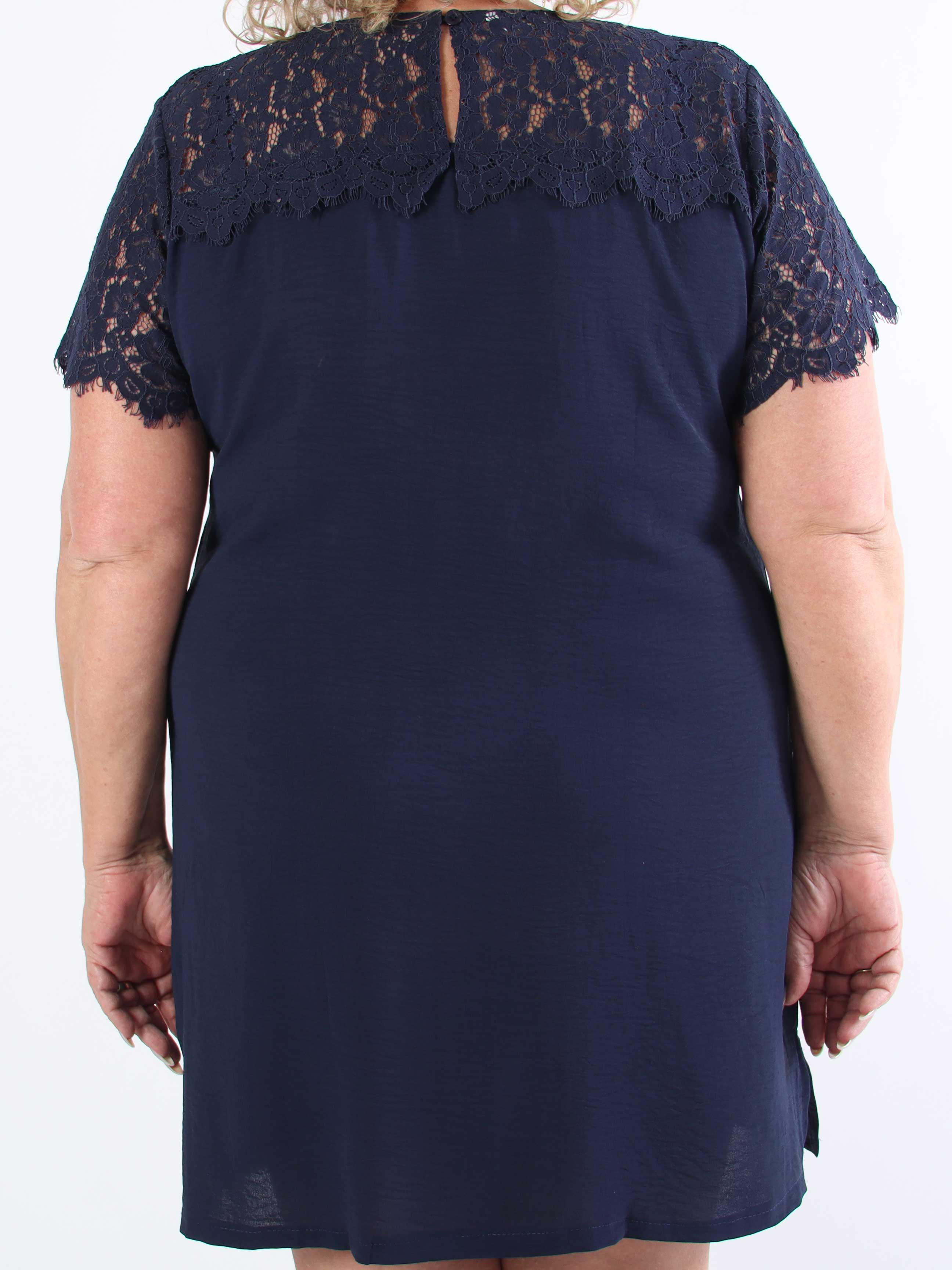 Tatjana - Sød tunikakjole med blonde foroven