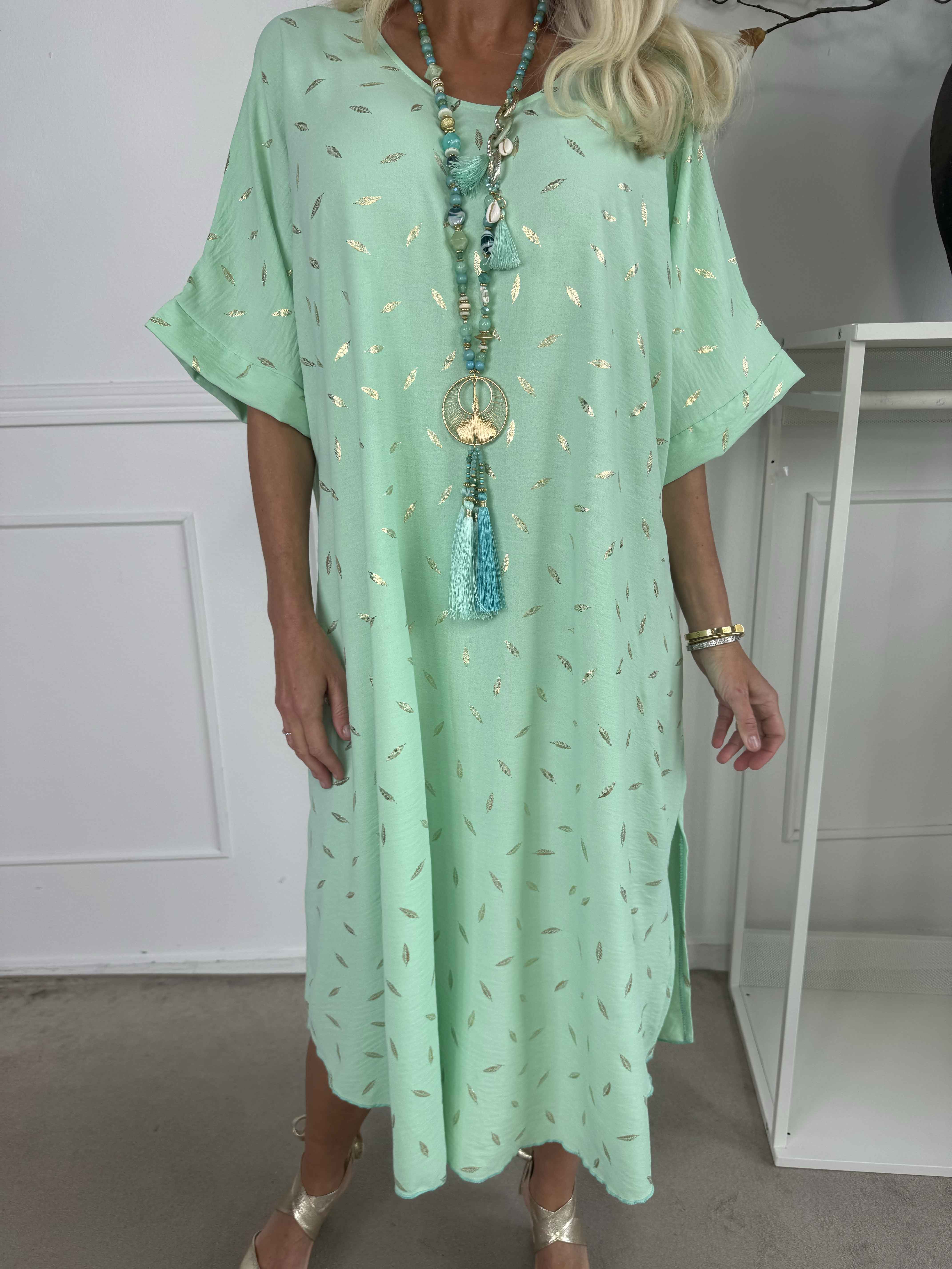 Valentina - Sød kjole detaljeret med fine guld blade