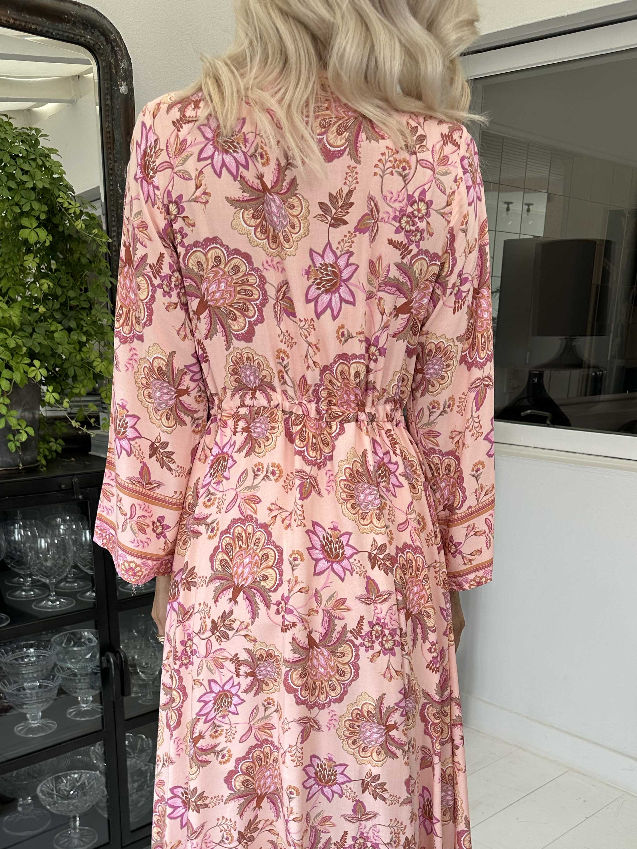 Victoria - Lang sommerkjole med bindebånd i taljen