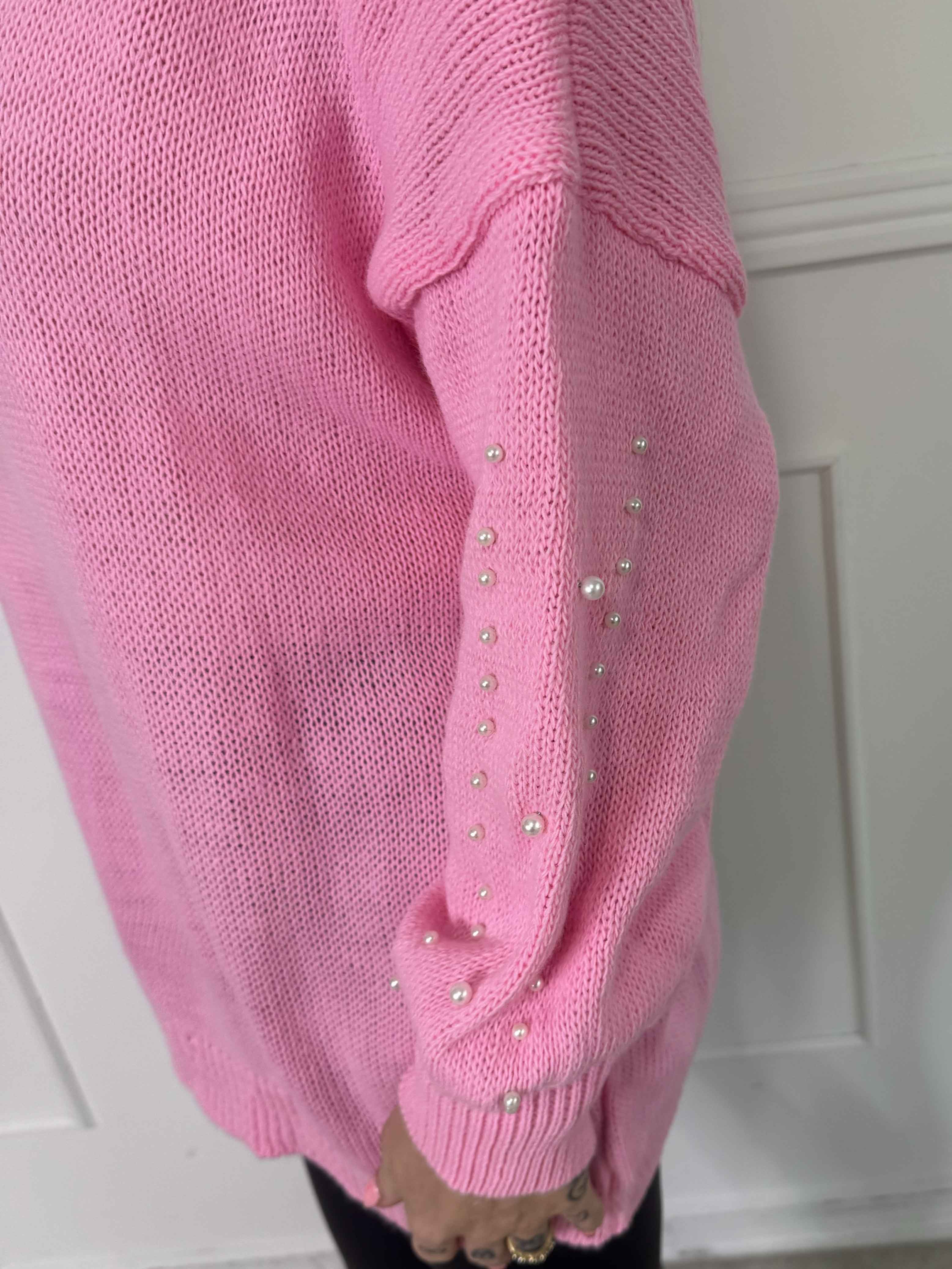 Viviane - Strik detaljeret med hvide perler og ballonærmer