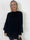 Viviane - Strik detaljeret med hvide perler og ballonærmer