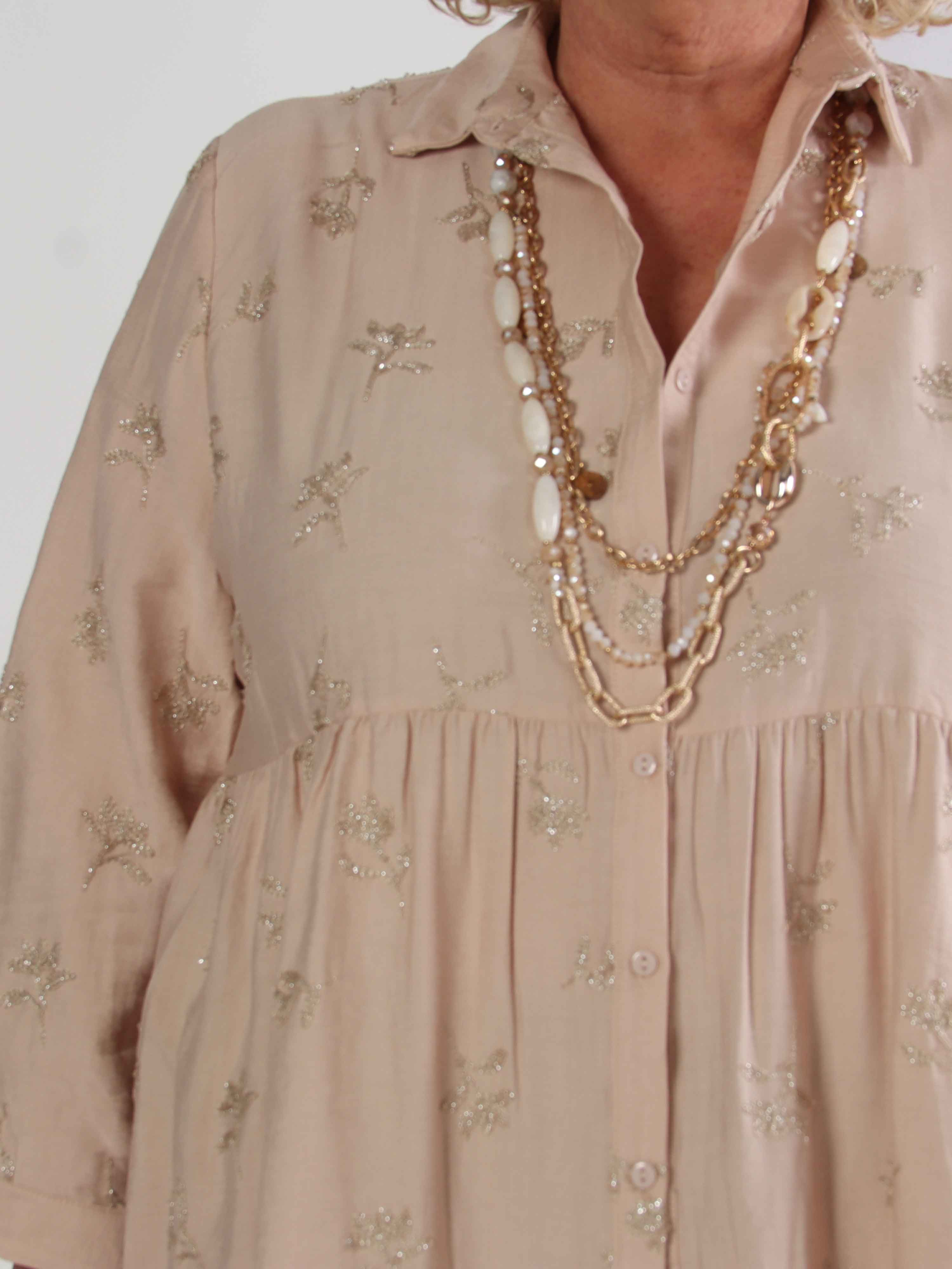 Wania - Sød kjole i viskose med fine blomster broderinger