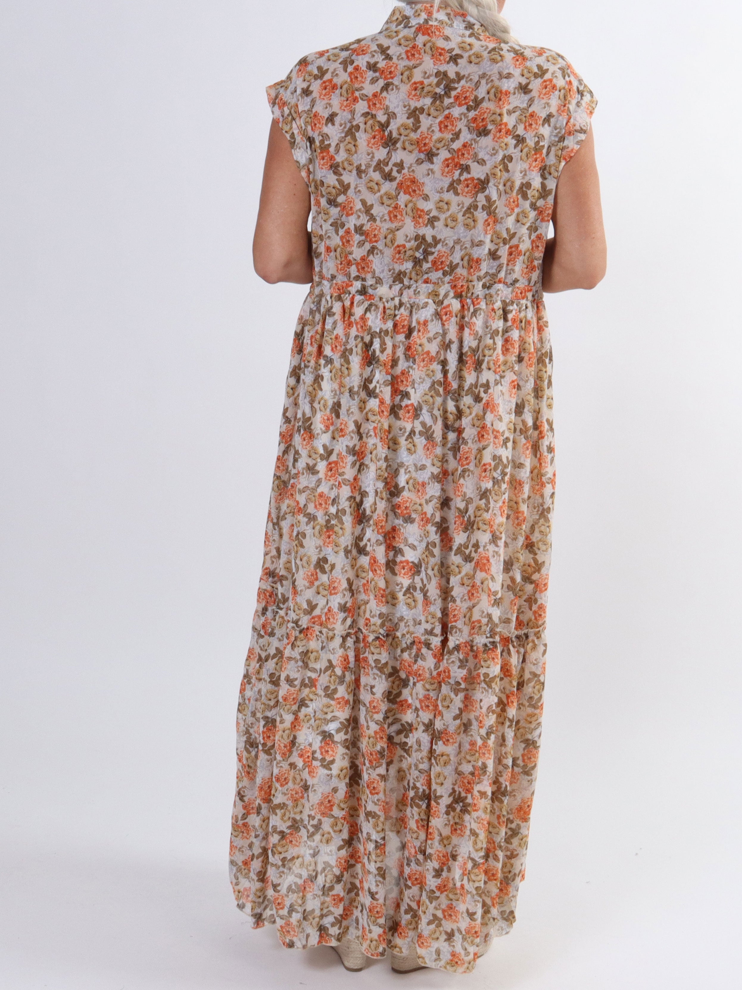 Alberte - Sød sommerkjole i chiffon med blomsterprint